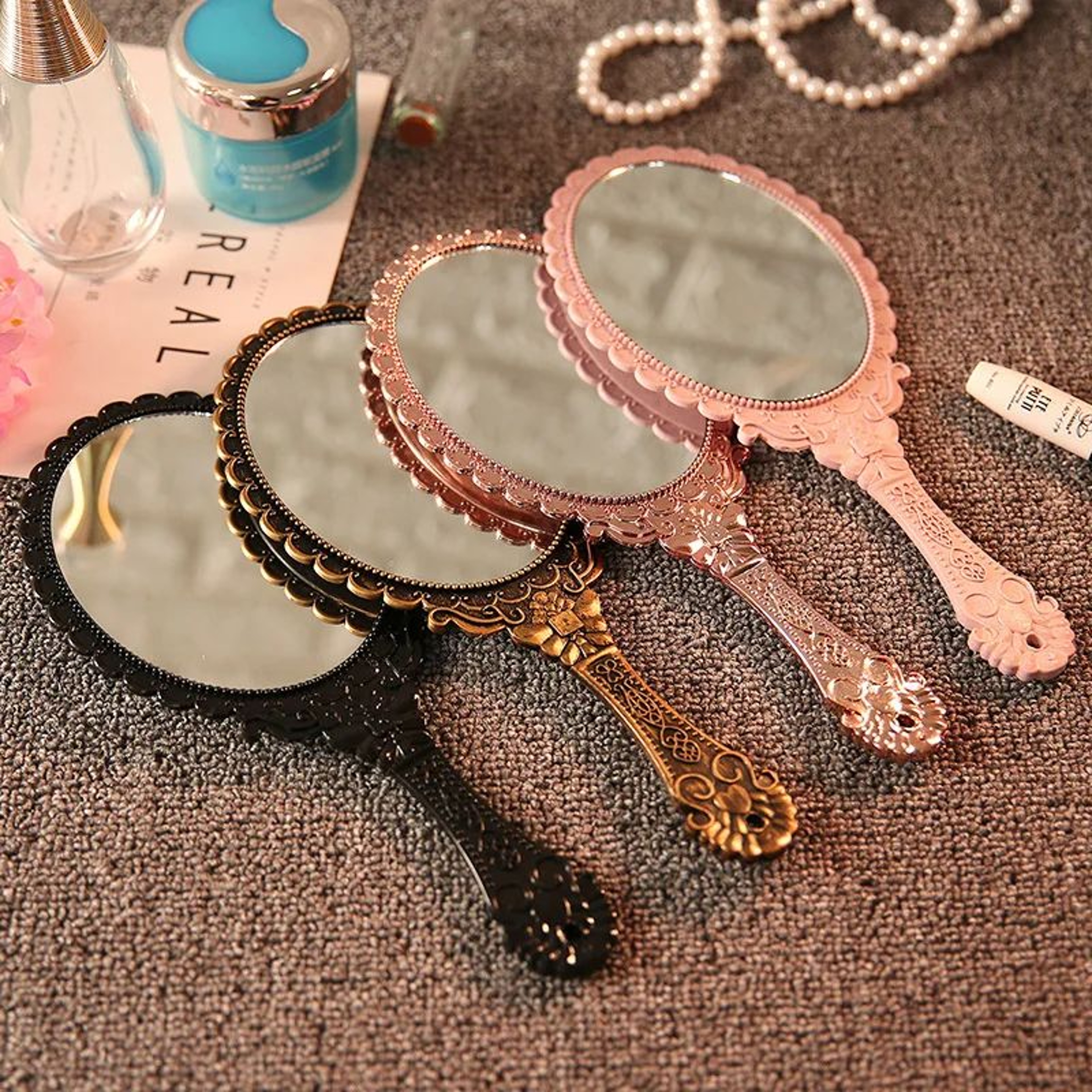 Vintage European Style Oval Handheld Makeup Mirror 0