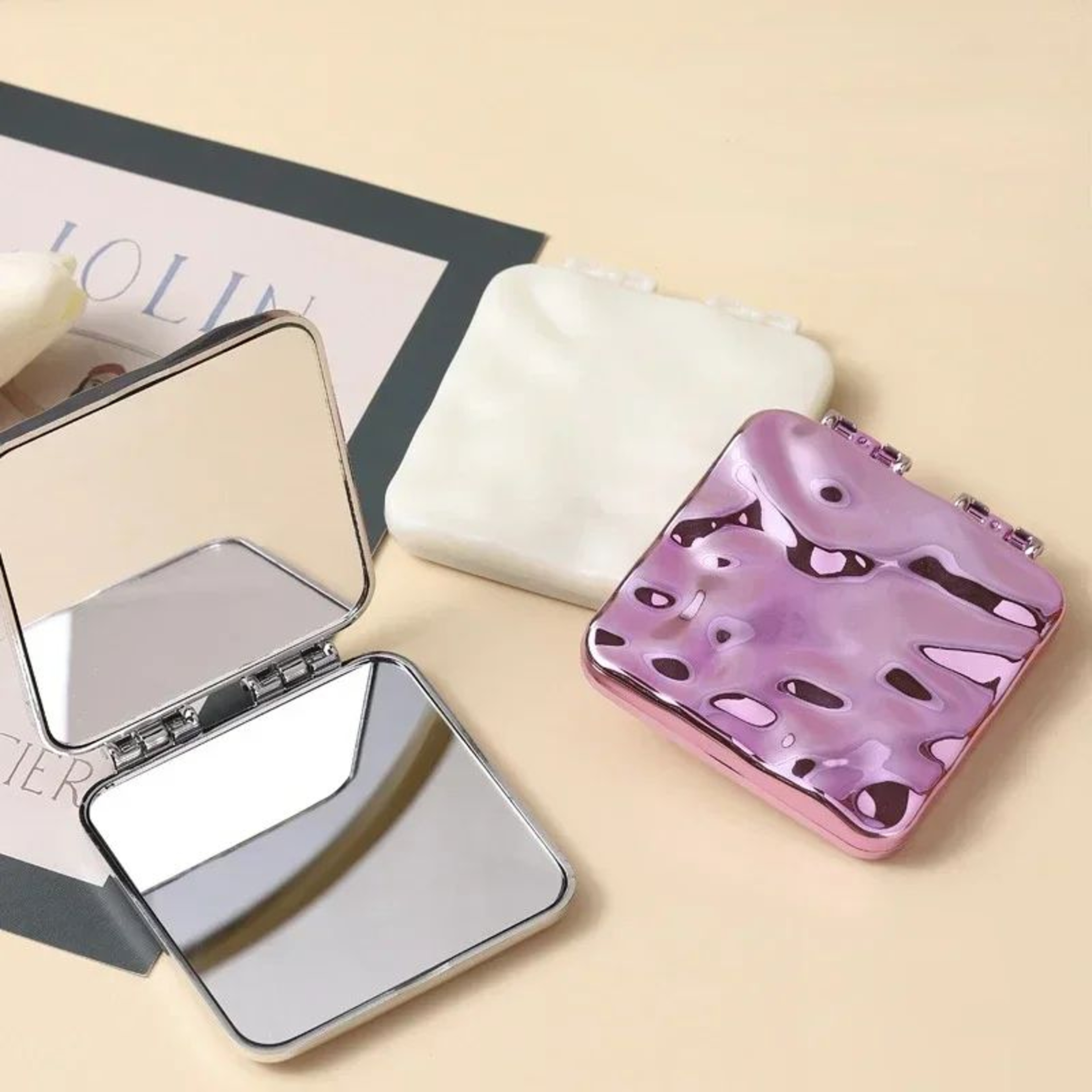 Mini Foldable Double Sided Square Pocket Makeup Mirror 0