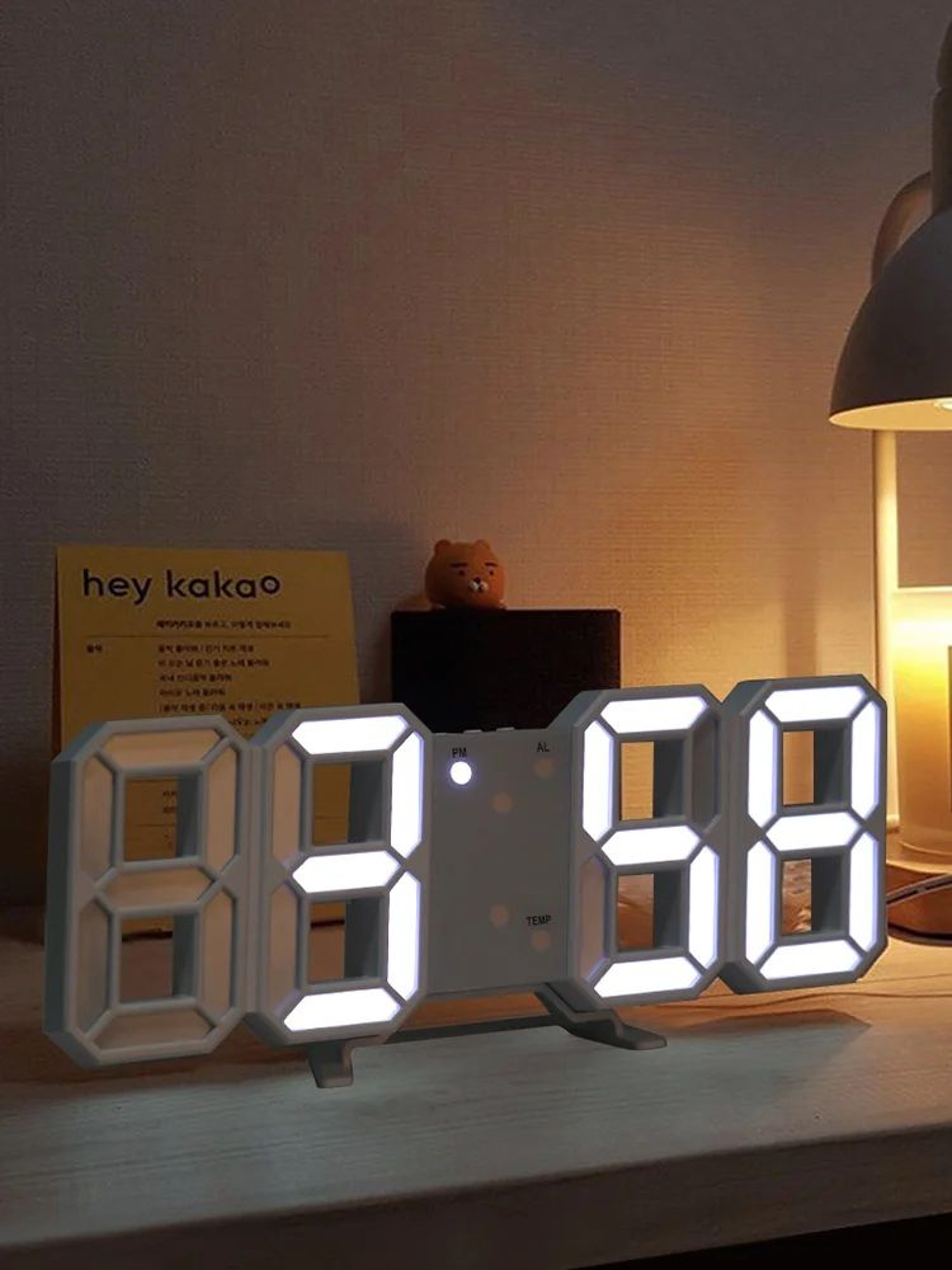 3D LED Digital Alarm Clock With Time Date And Temperature 2