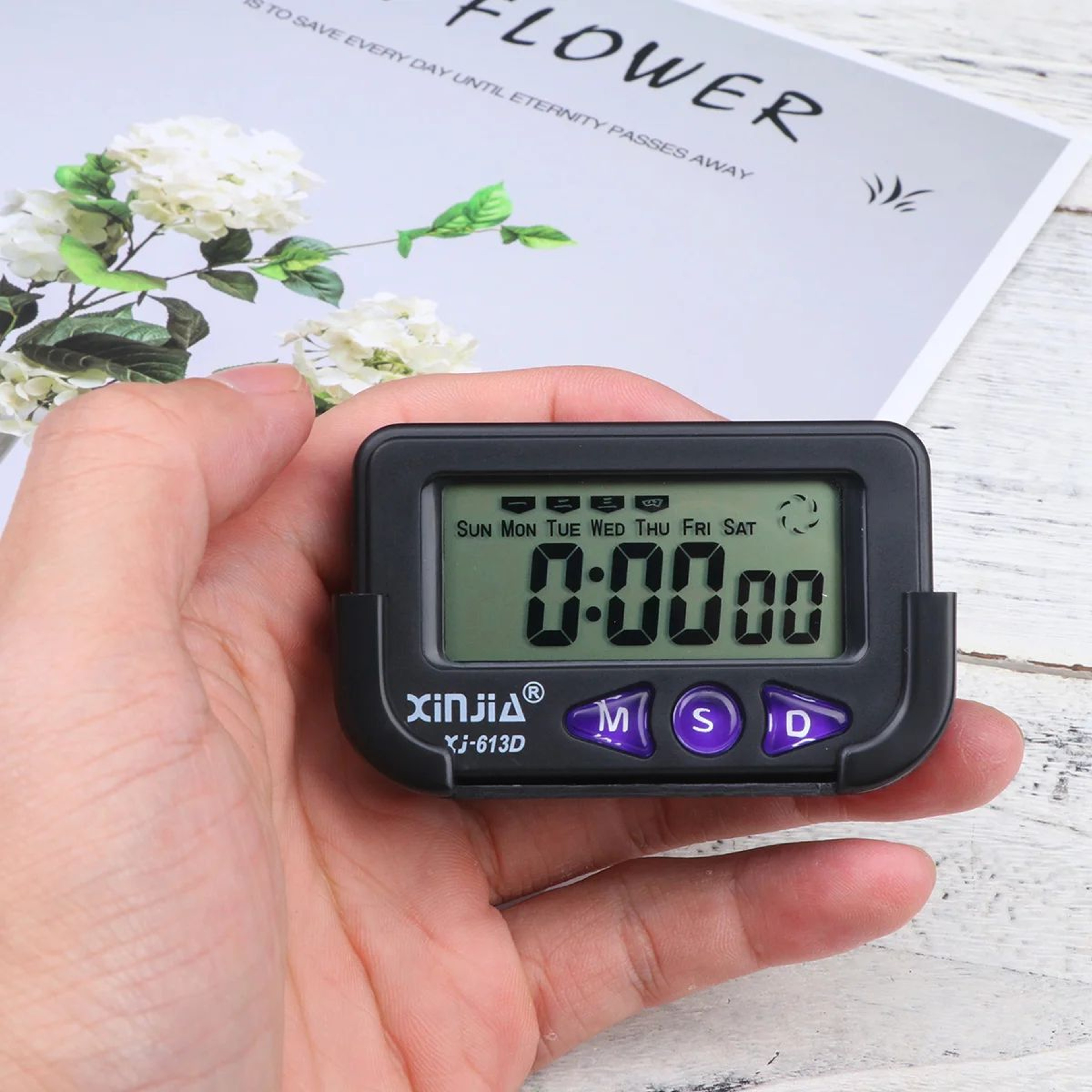 Car LCD Digital Clock With Seconds Display 3