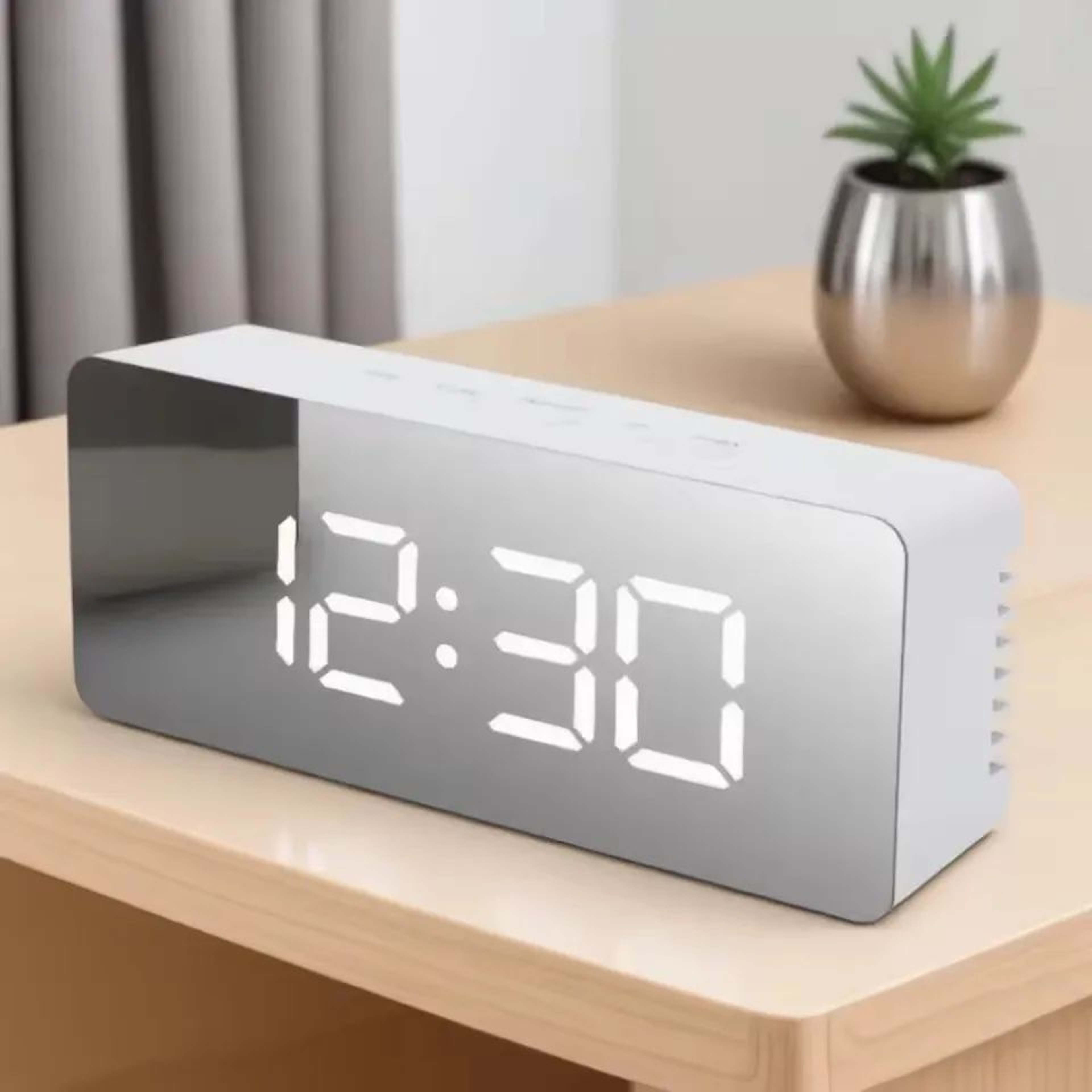 LED Mirror Digital Alarm Clock With Temperature And Snooze 0