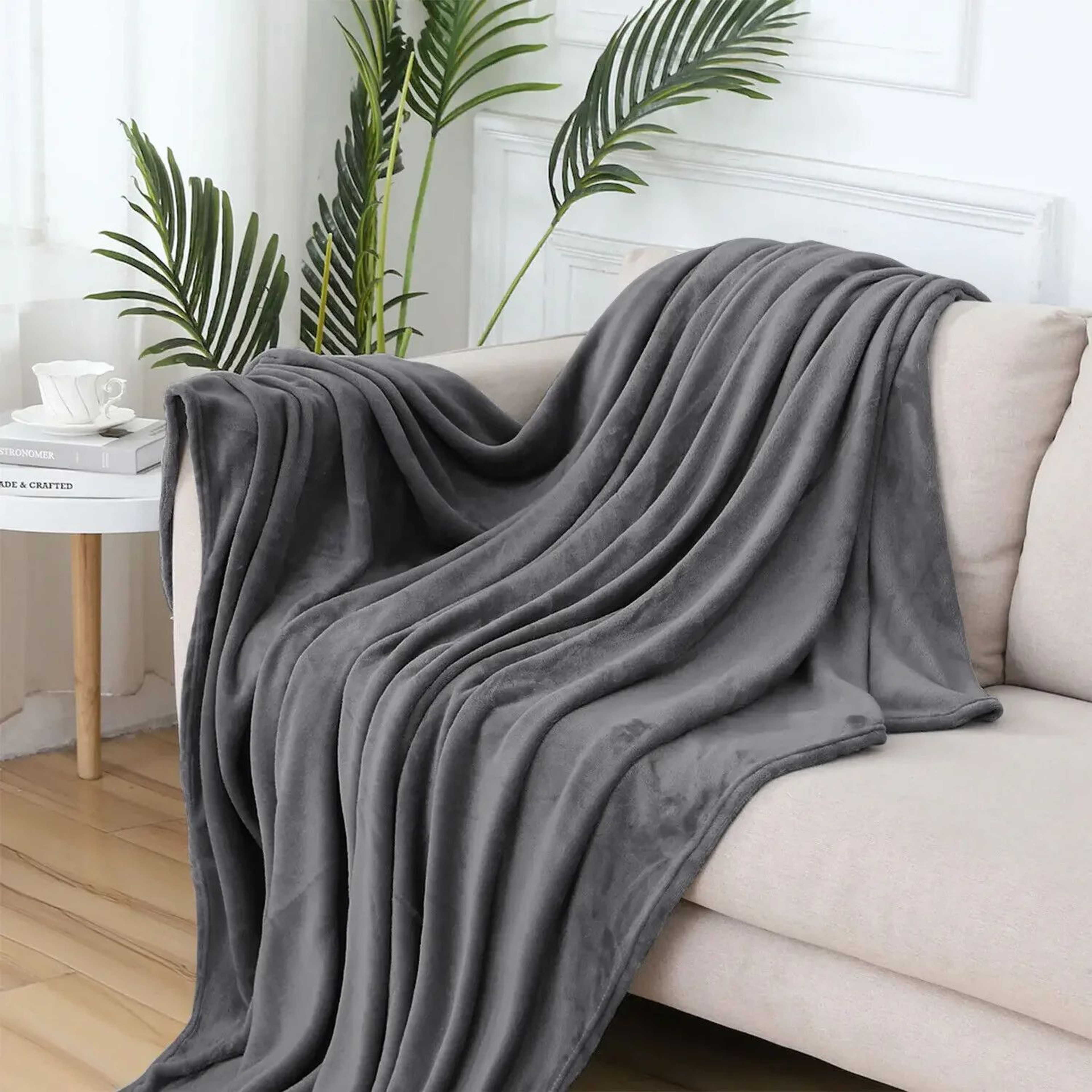 Thick Plush Fleece Cozy Warm Throw Blanket 3