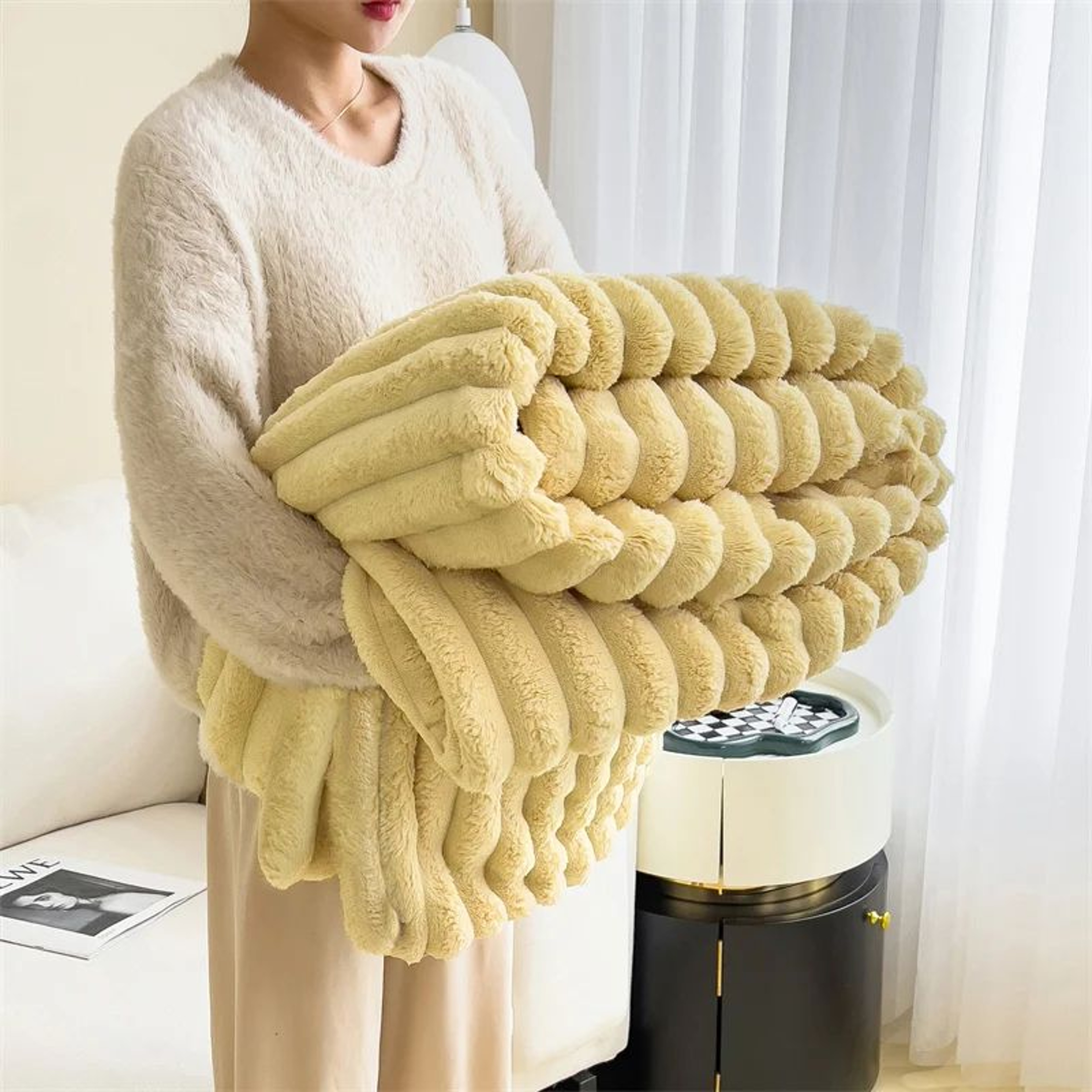 Soft Plush Carved Thick Warm Winter Throw Blanket 9