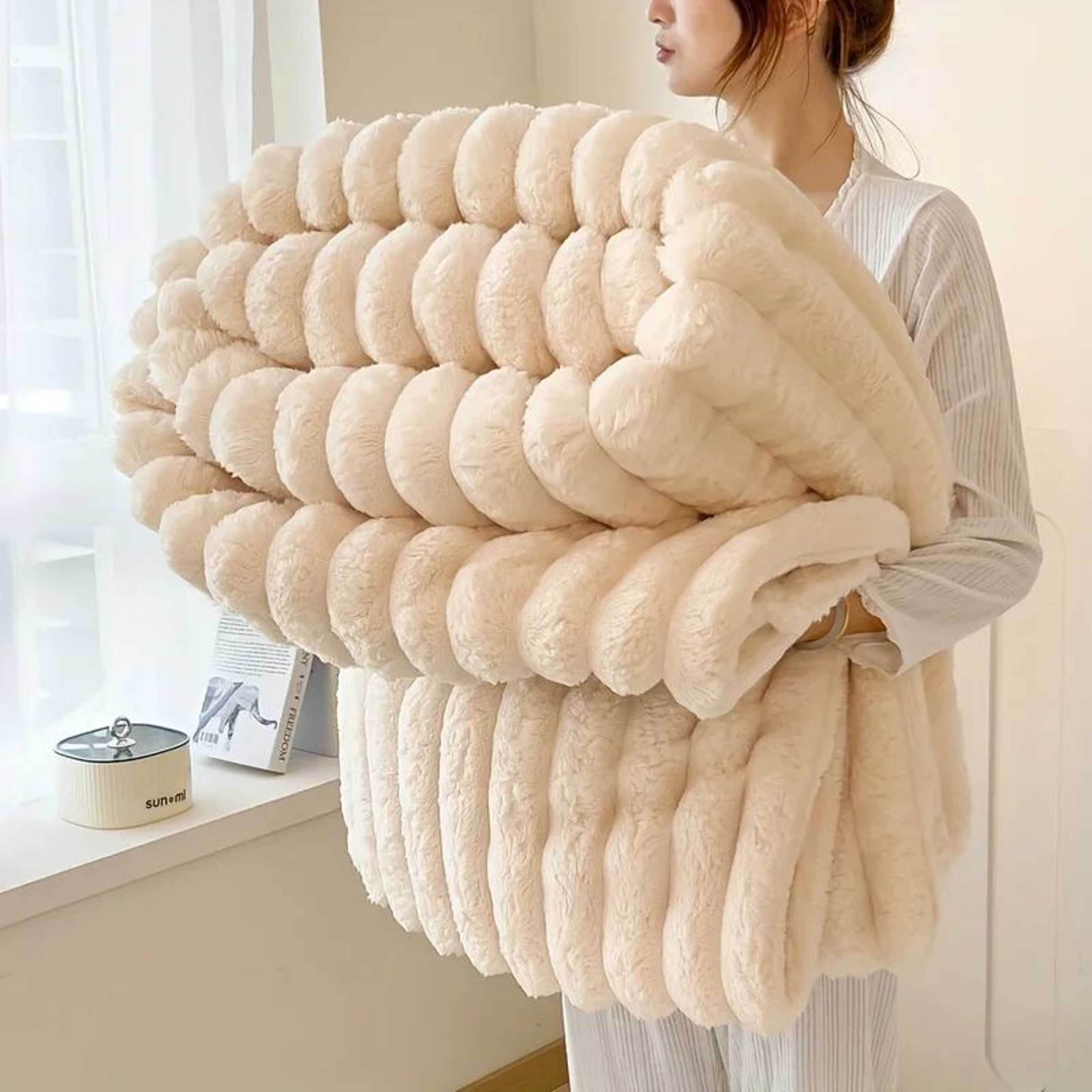 Luxury Rabbit Velvet Thick Warm Winter Throw Blanket 0