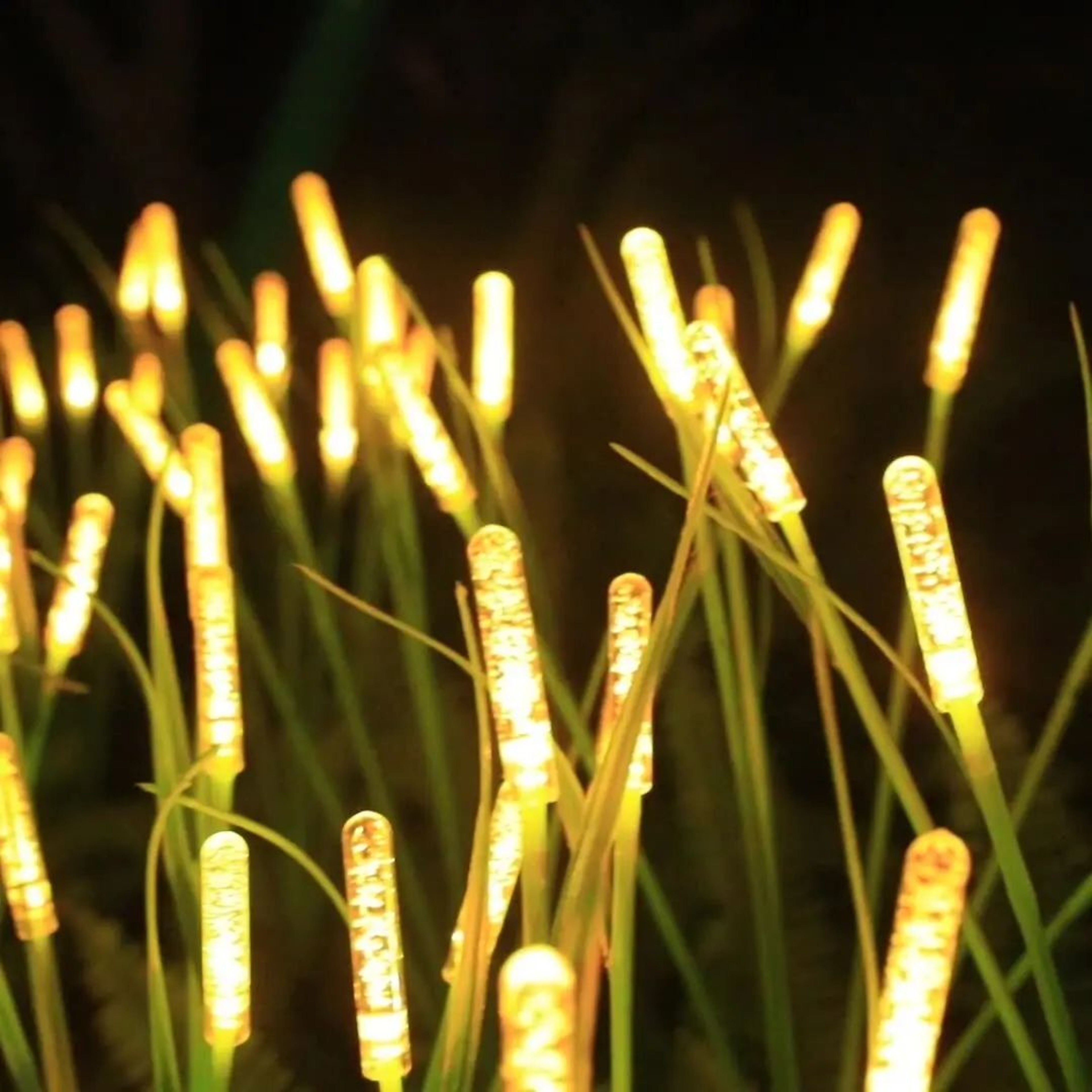 Solar LED Swaying Reed Garden Light 0