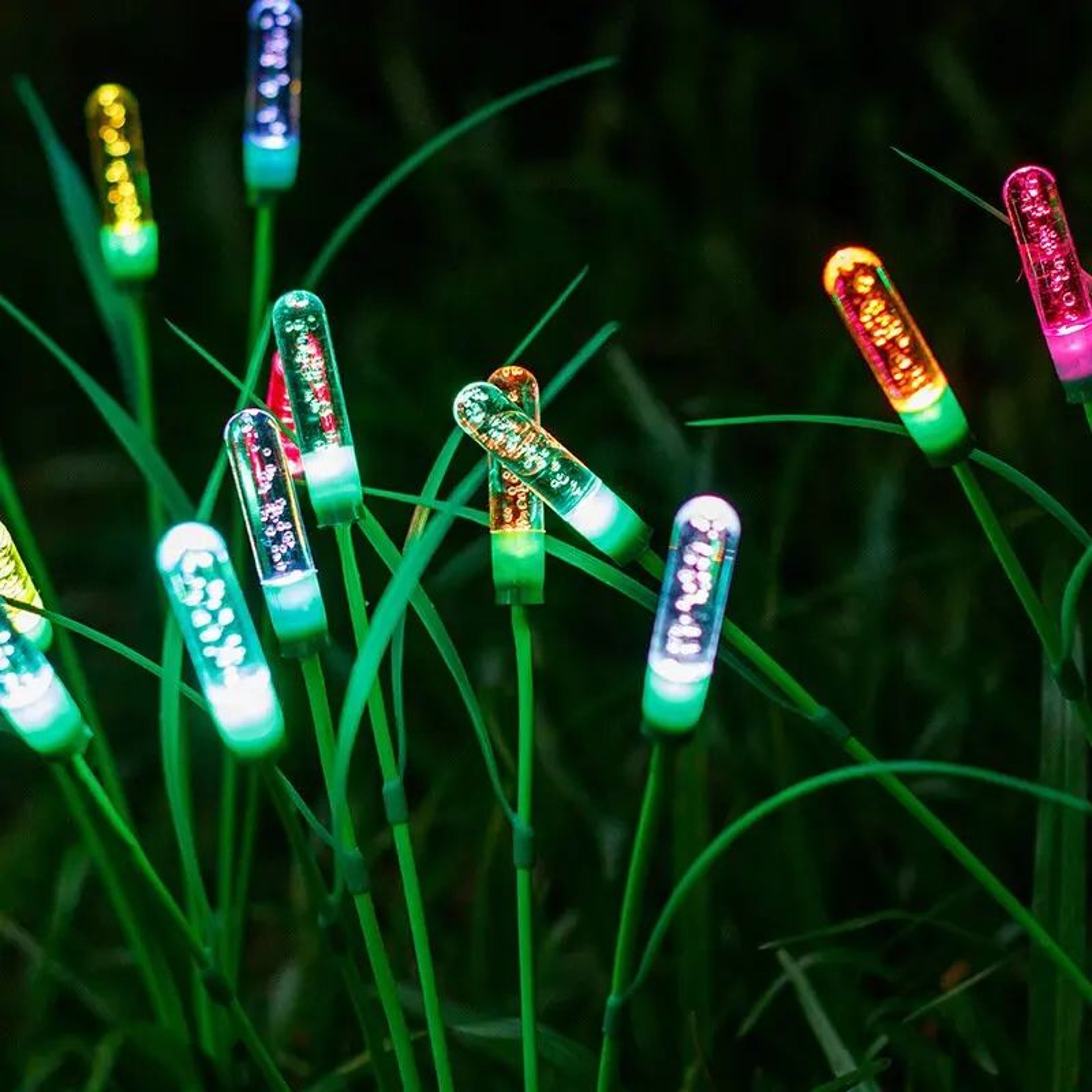 Solar LED Swaying Reed Garden Light 2
