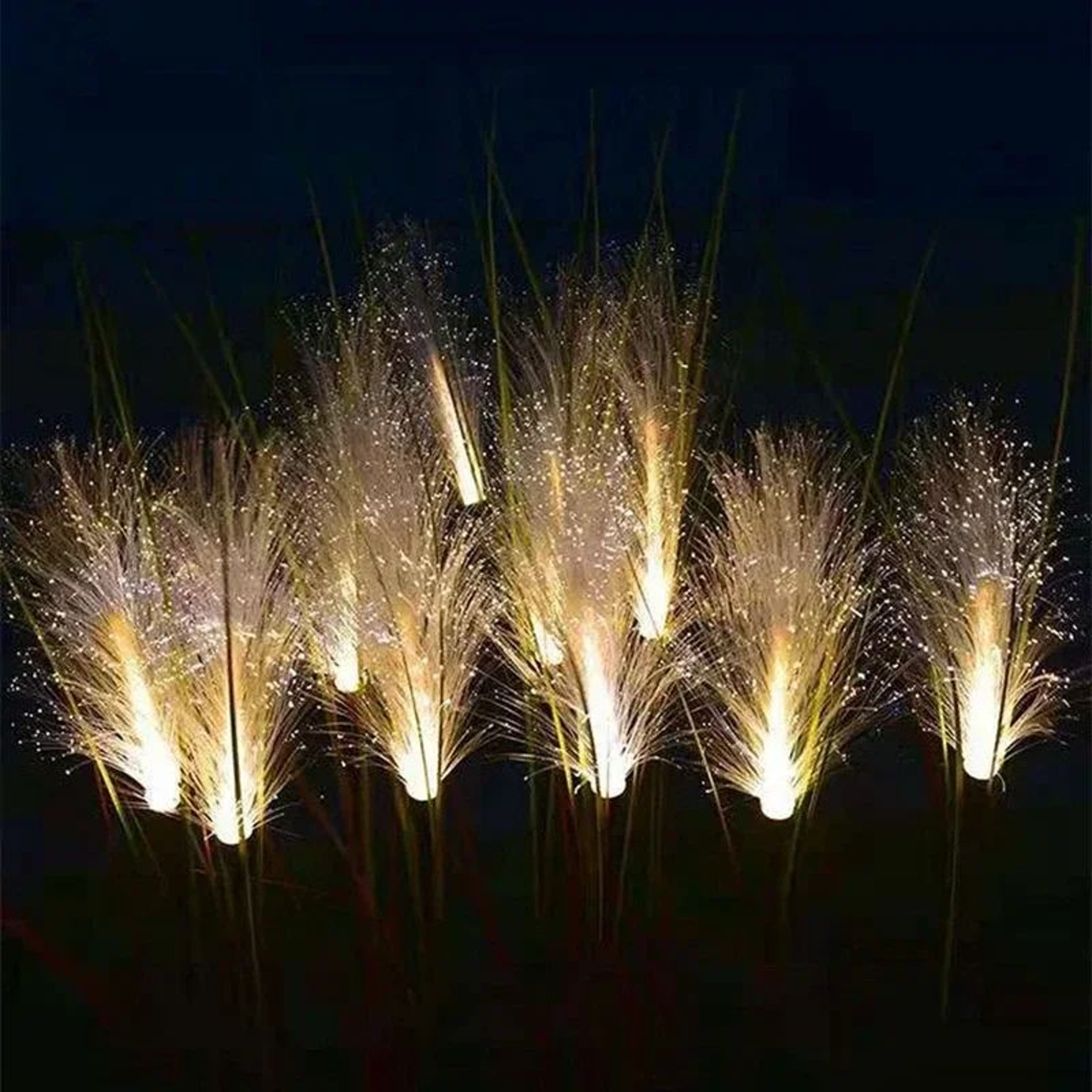 Solar Reed Garden Landscape Light 2