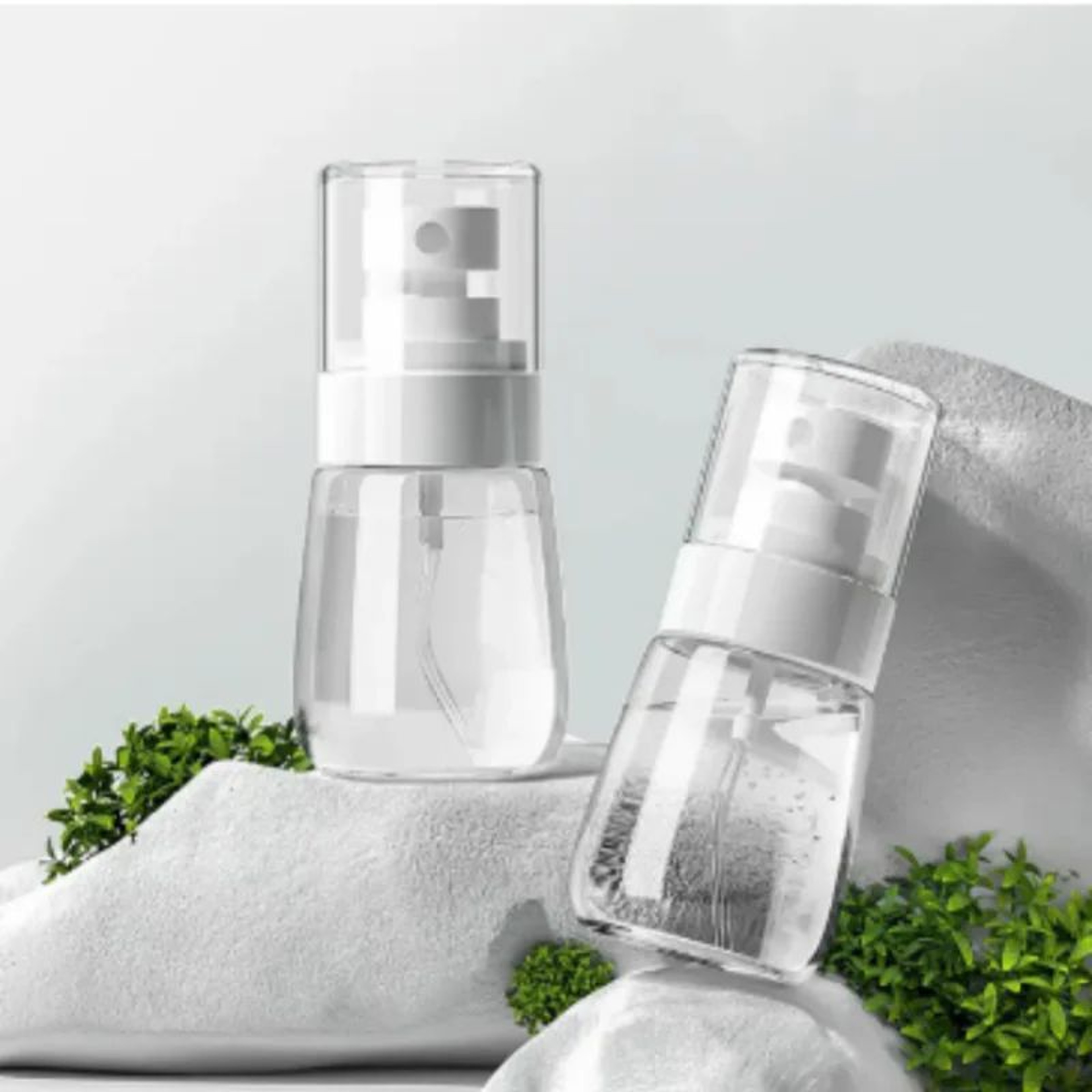 2 Pack Refillable Mini Fine Mist Spray Bottles For Travel 2