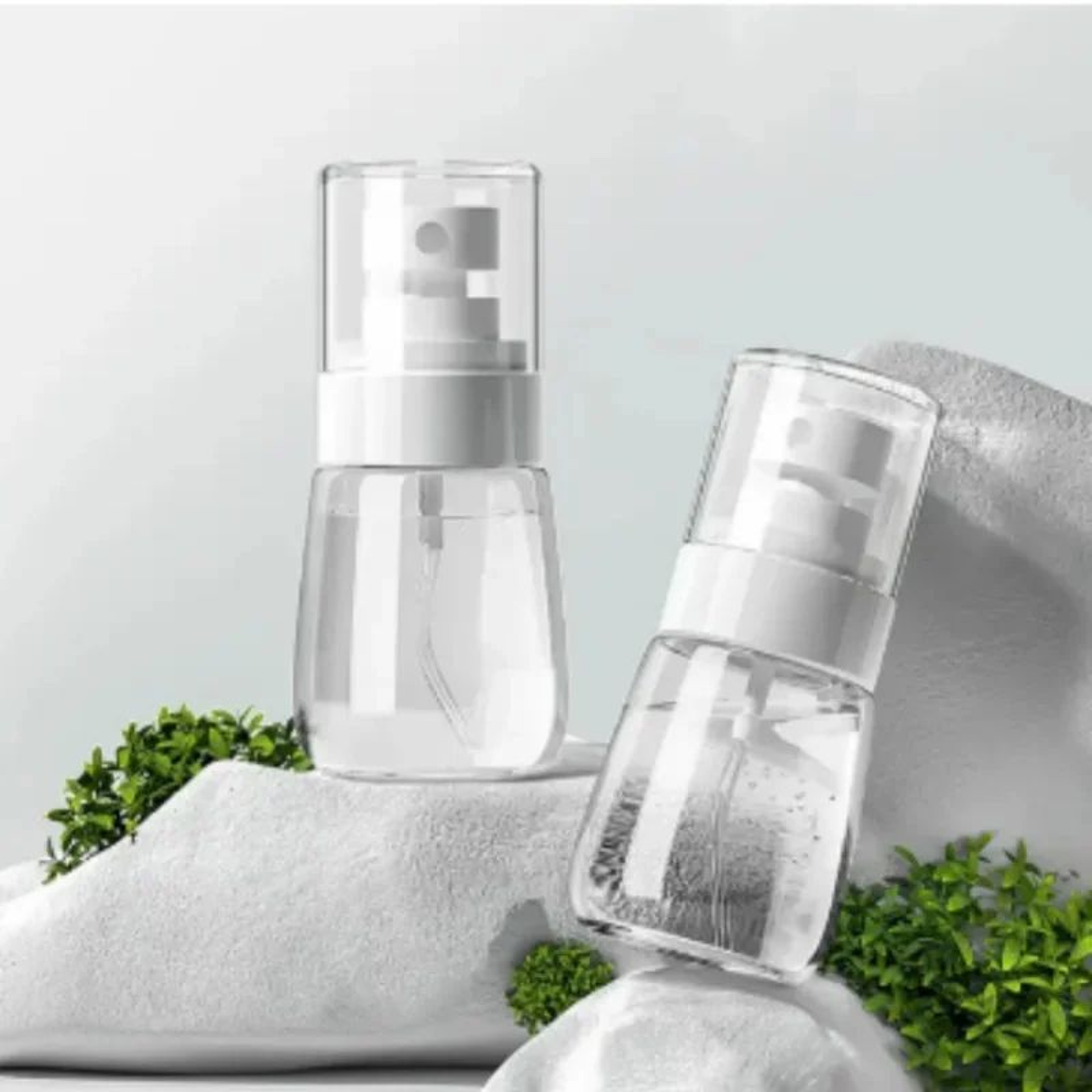 2 Pack Refillable Mini Fine Mist Spray Bottles For Travel 15