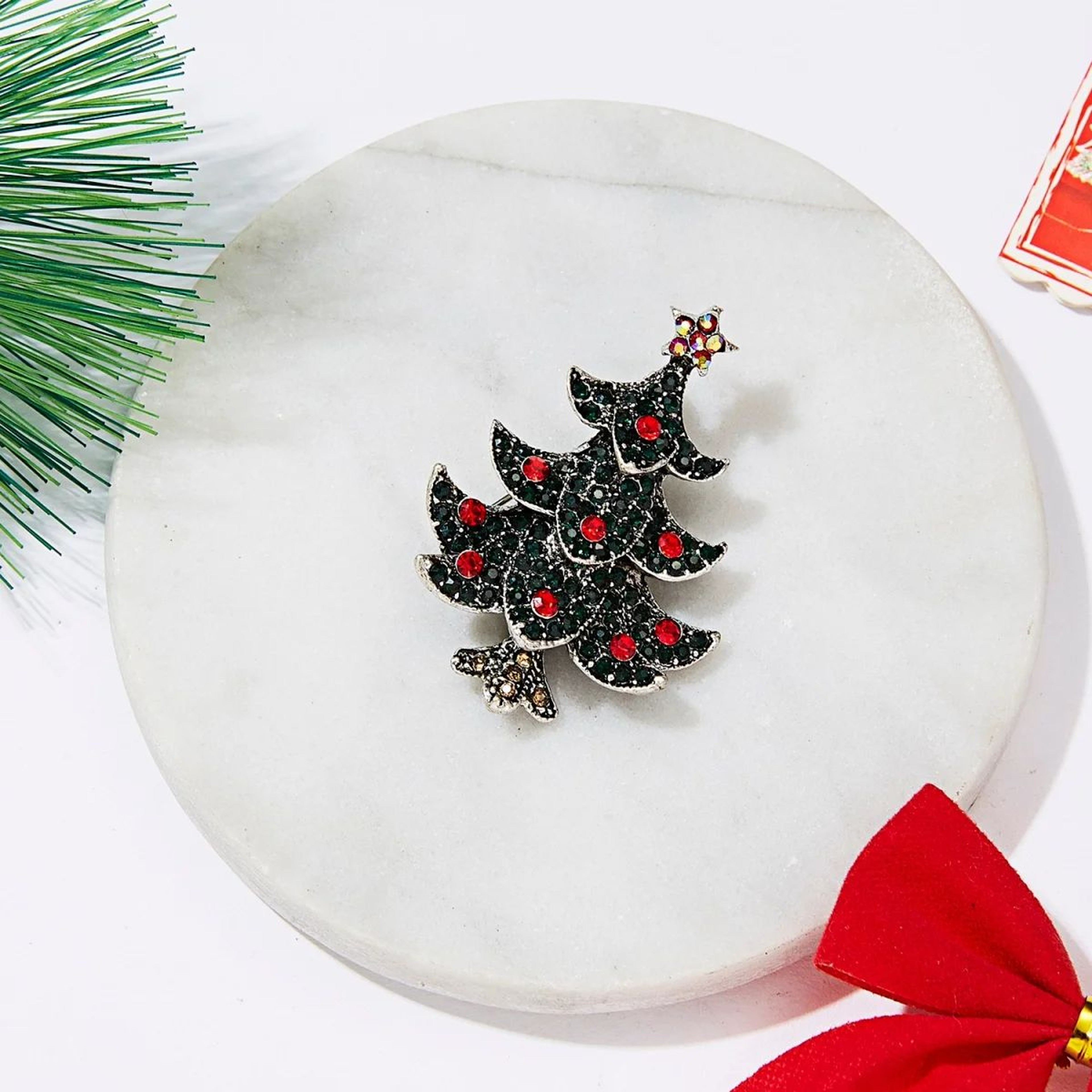 Vintage Rhinestone Star Christmas Tree Brooch Pin 3