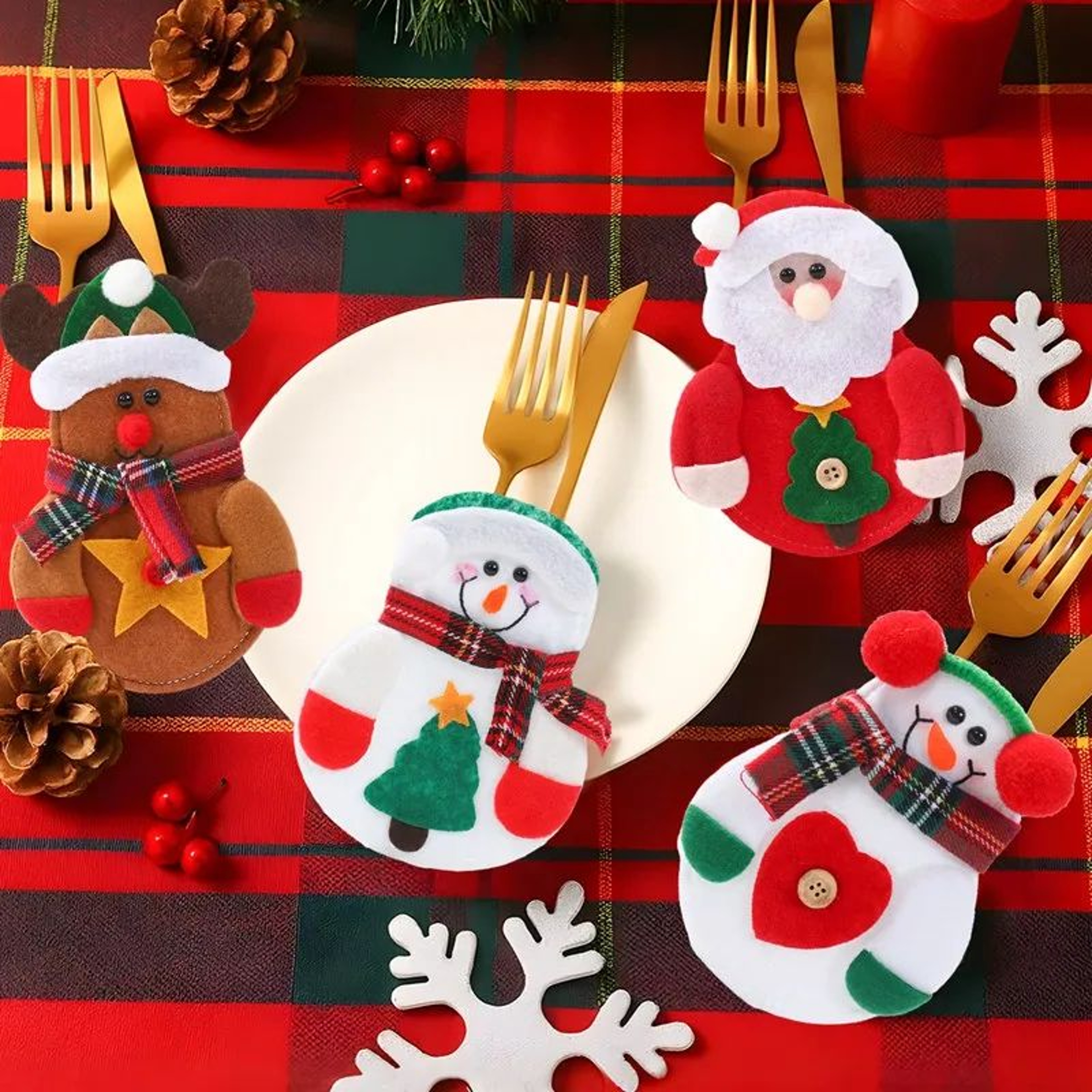 Festive Christmas Cutlery Holders For Holiday Table Decor 7
