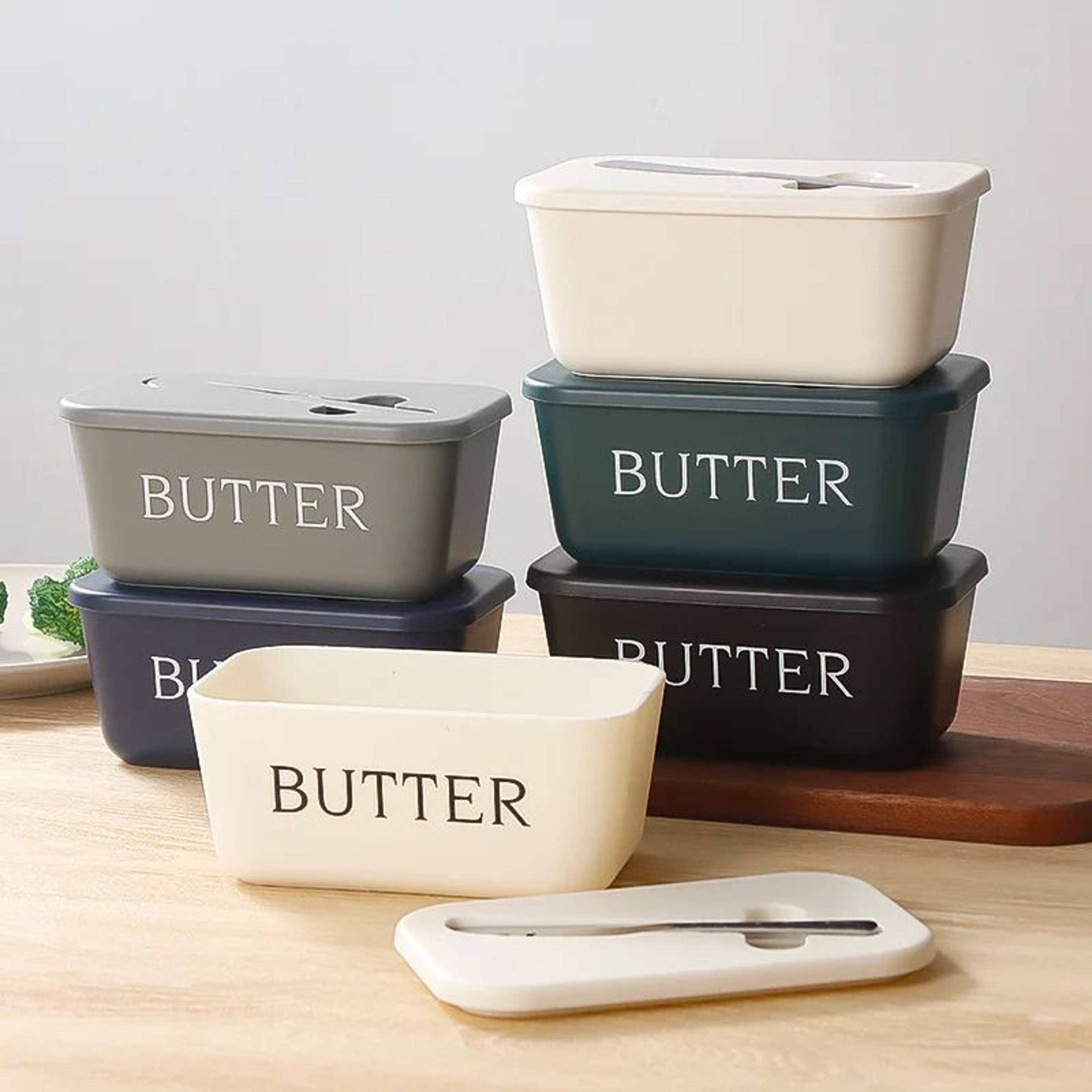 Large Capacity Butter And Cheese Storage Box With Knife 0