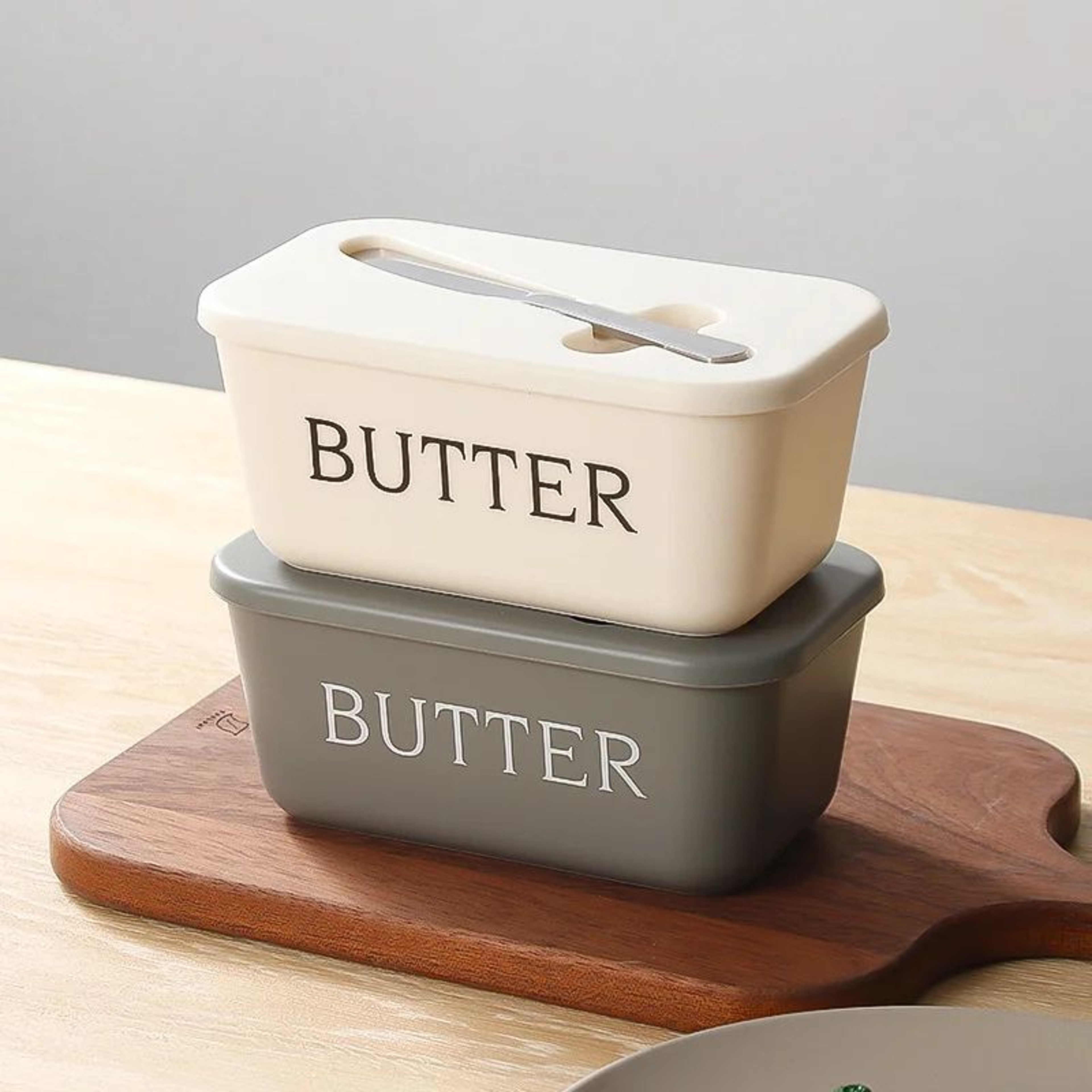 Large Capacity Butter And Cheese Storage Box With Knife 2