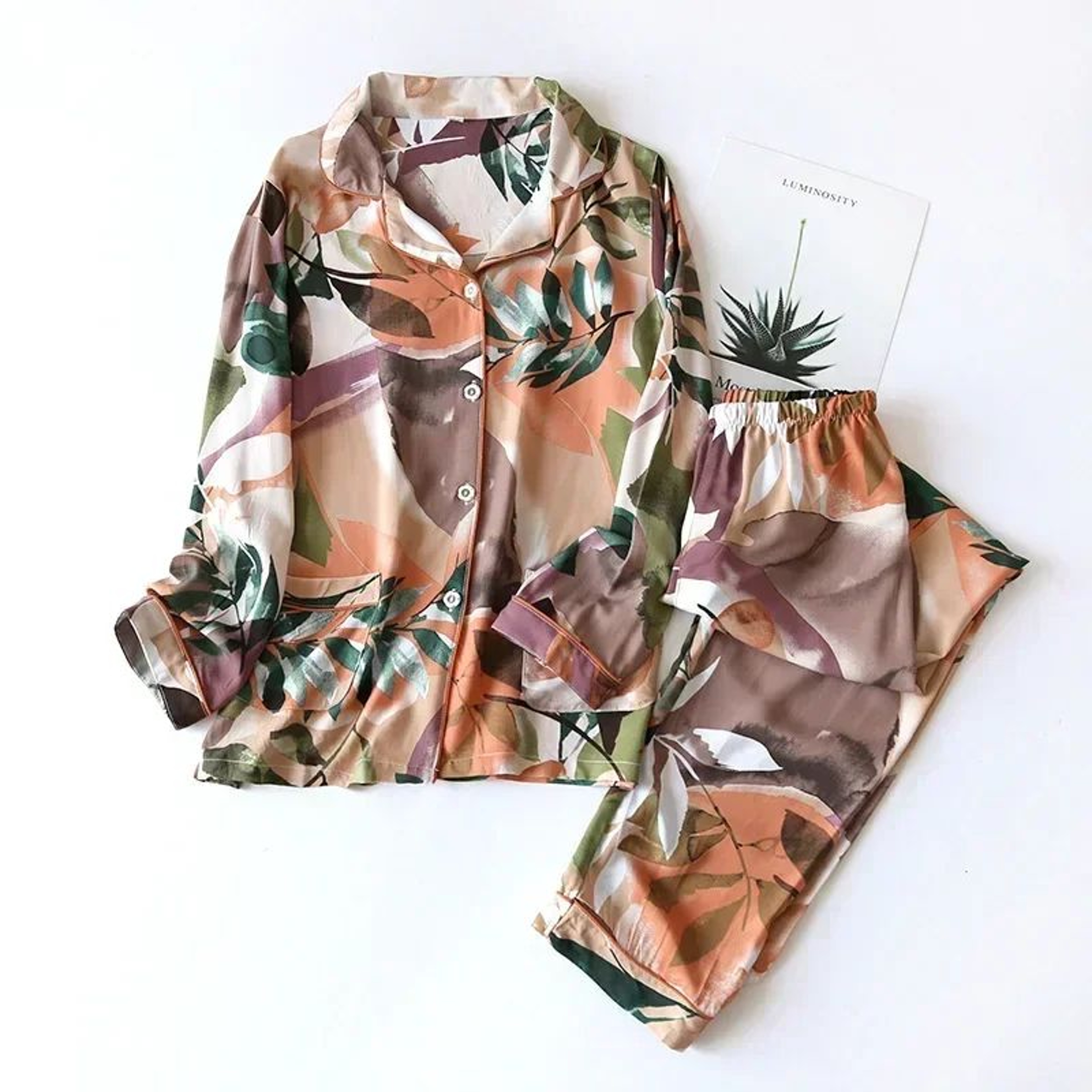 Womens Viscose Pajama Set With Long Sleeves And Matching Trousers 16