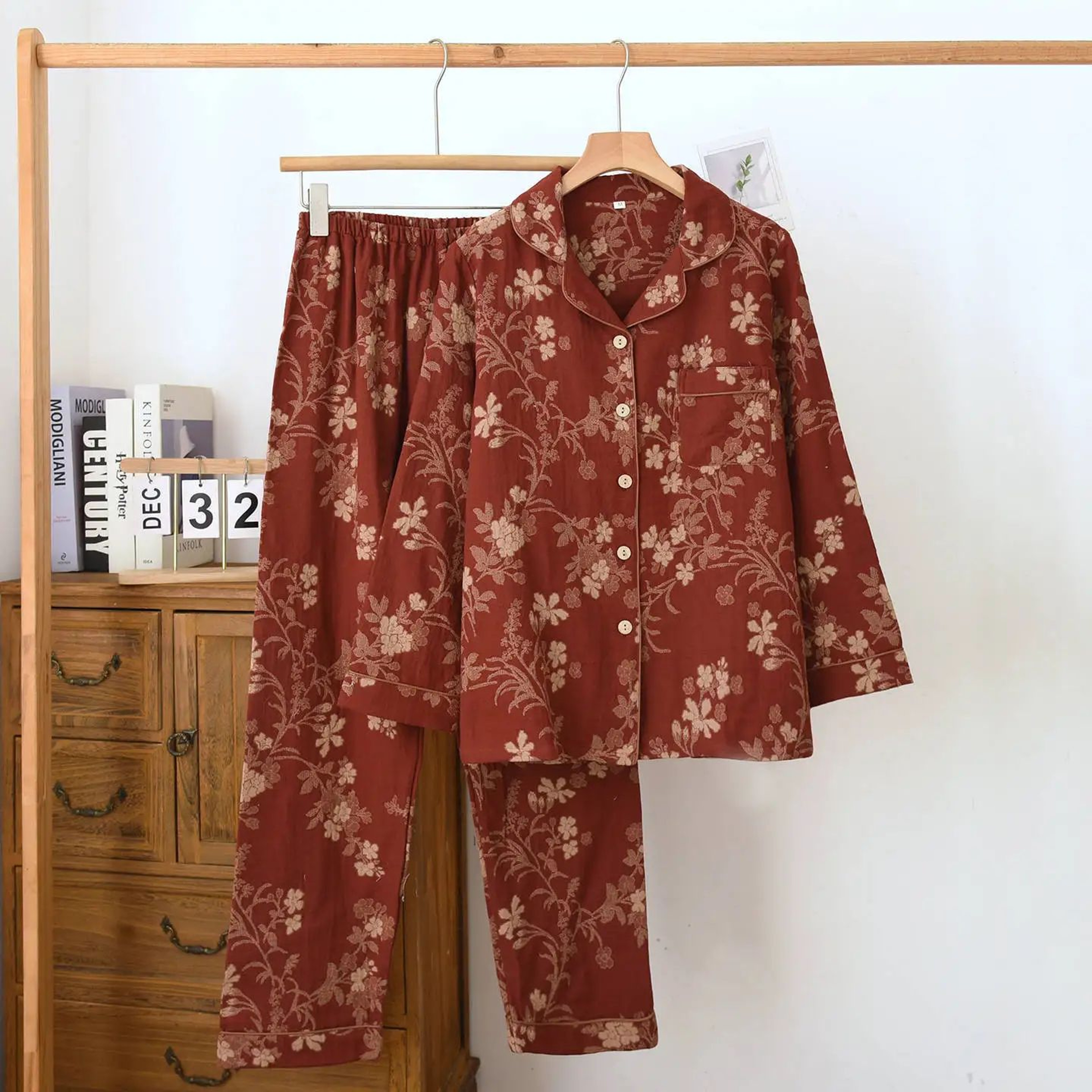 Women Cotton Crepe Pajama Set With Floral Leaf Print 12