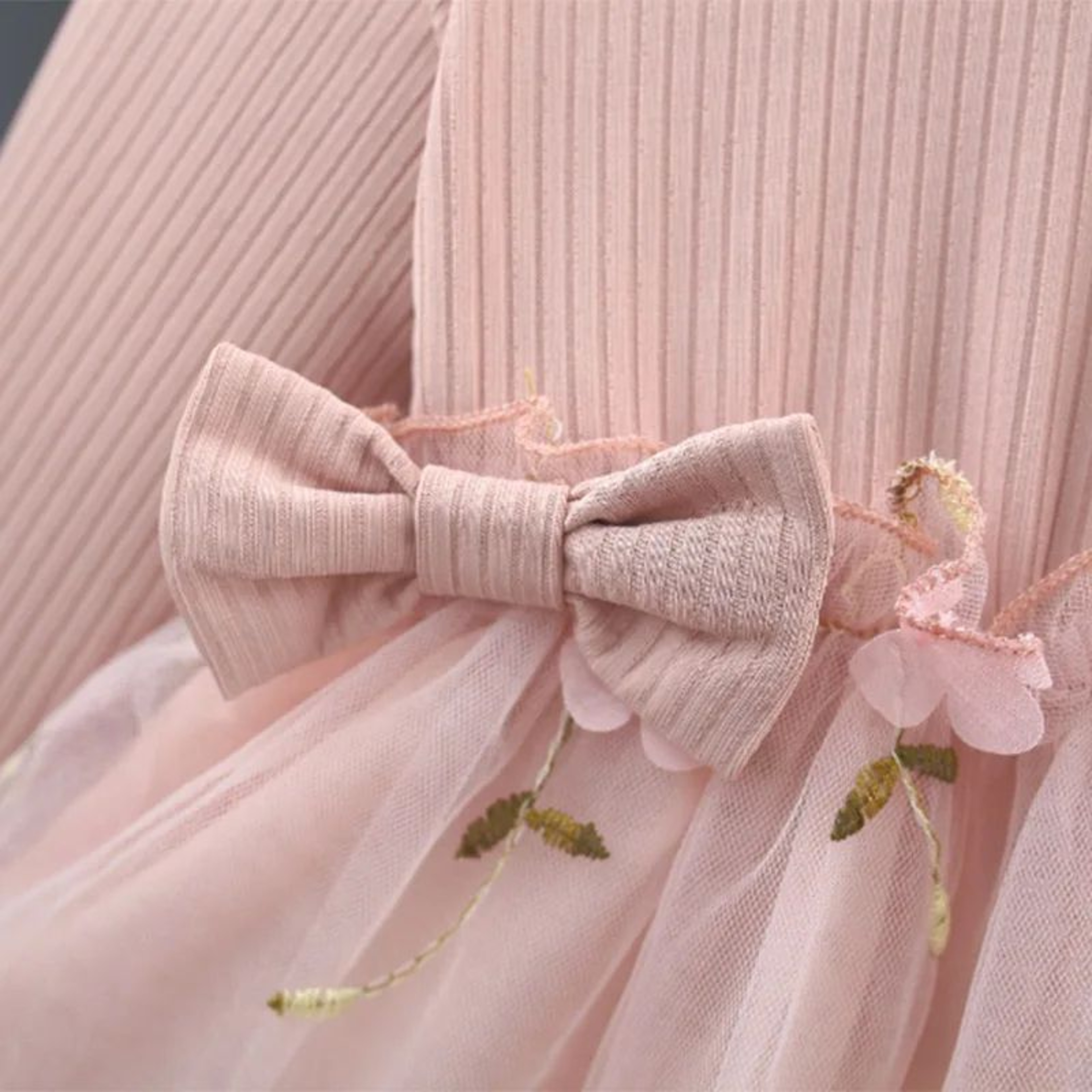 Baby Girl Pink Knit Dress With Flower Embroidery And Long Sleeves 3