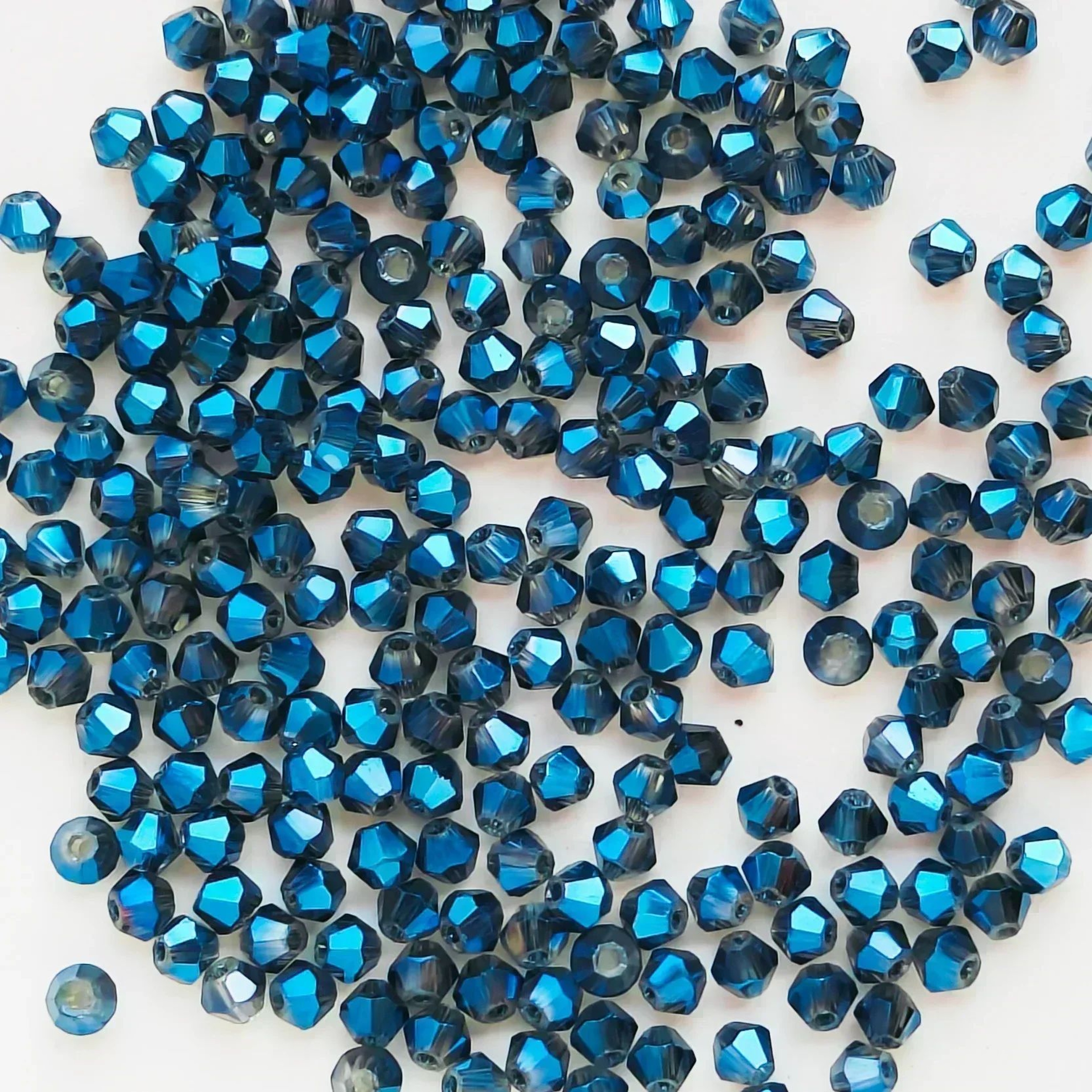 100pcs 4mm Shiny Faceted Bicone Crystal Beads For DIY Jewelry 21