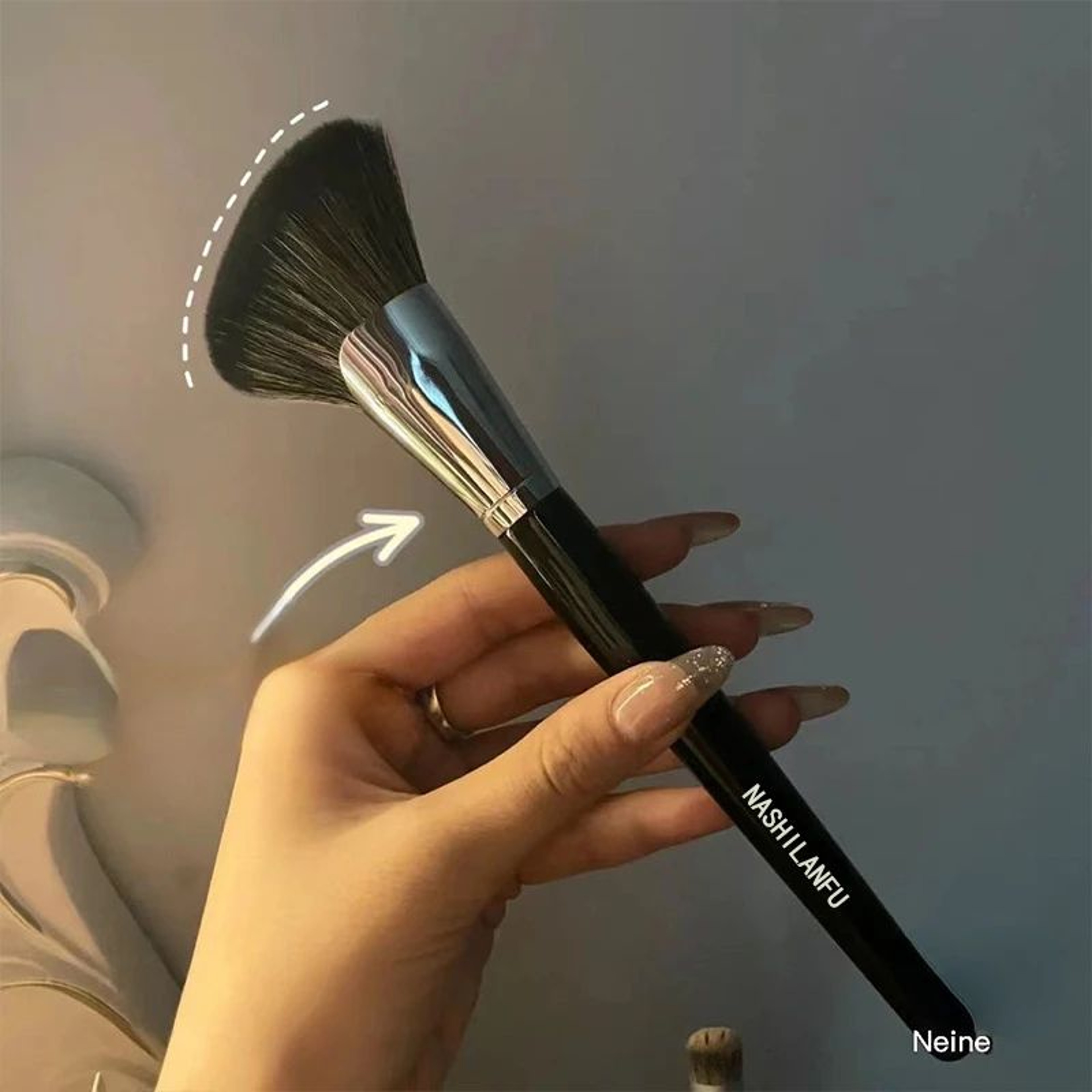 Large Angled Sculpting Brush For Contour Bronzer And Blush 10