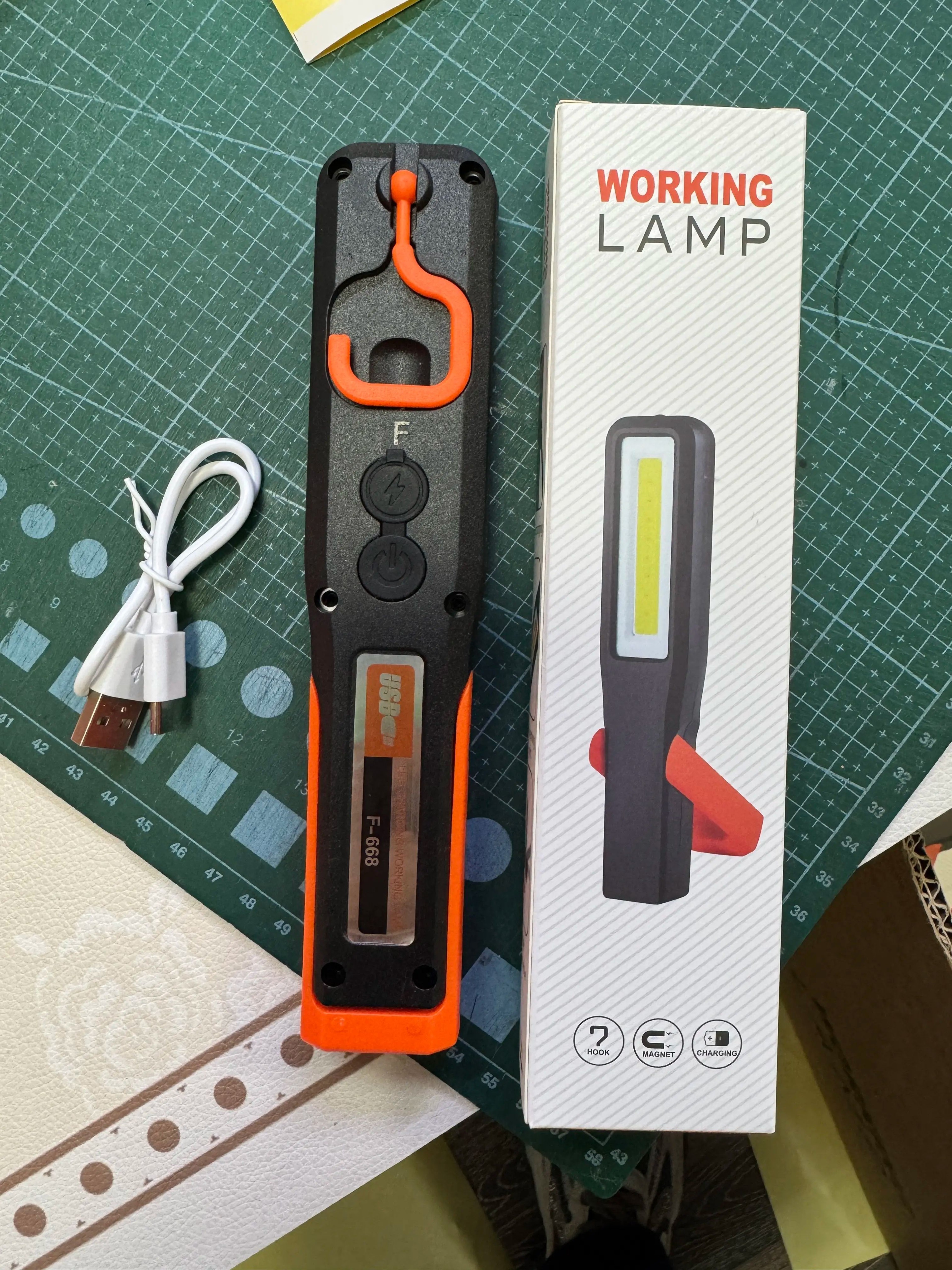USB Rechargeable COB LED Magnetic Work Light For Garage And Car Repairs 0