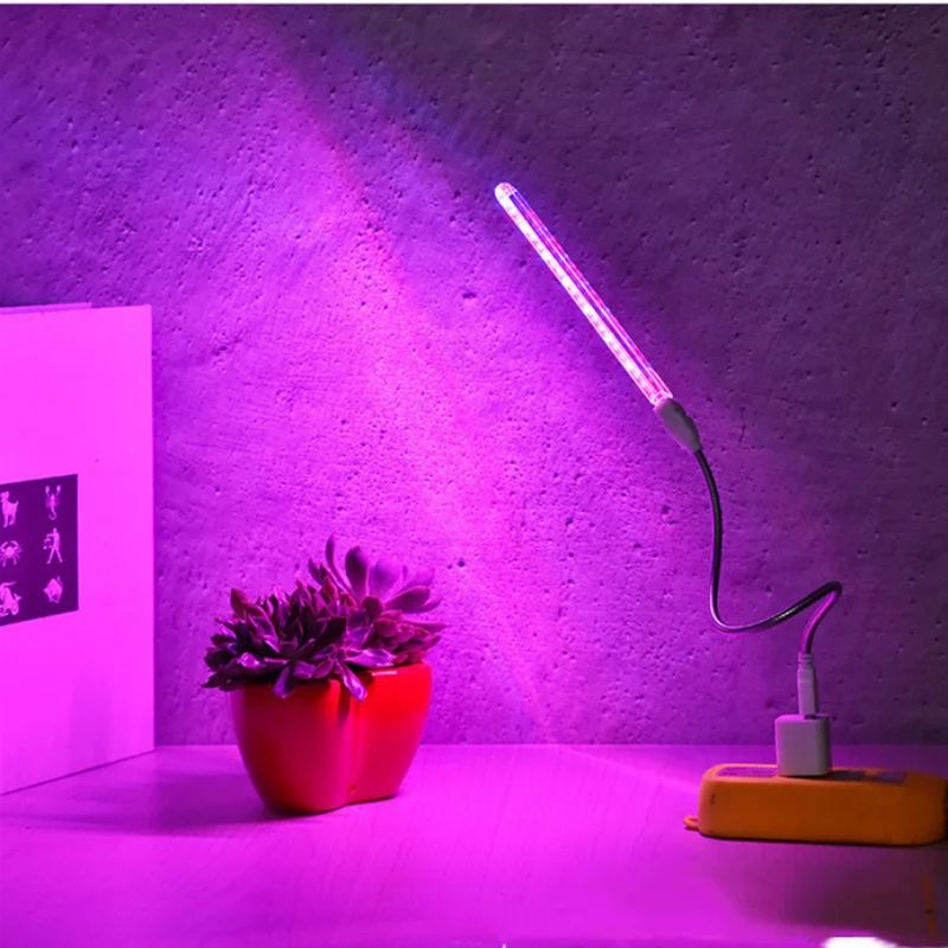 5V USB Full Spectrum LED Grow Light With Flexible Neck For Indoor Plants 1