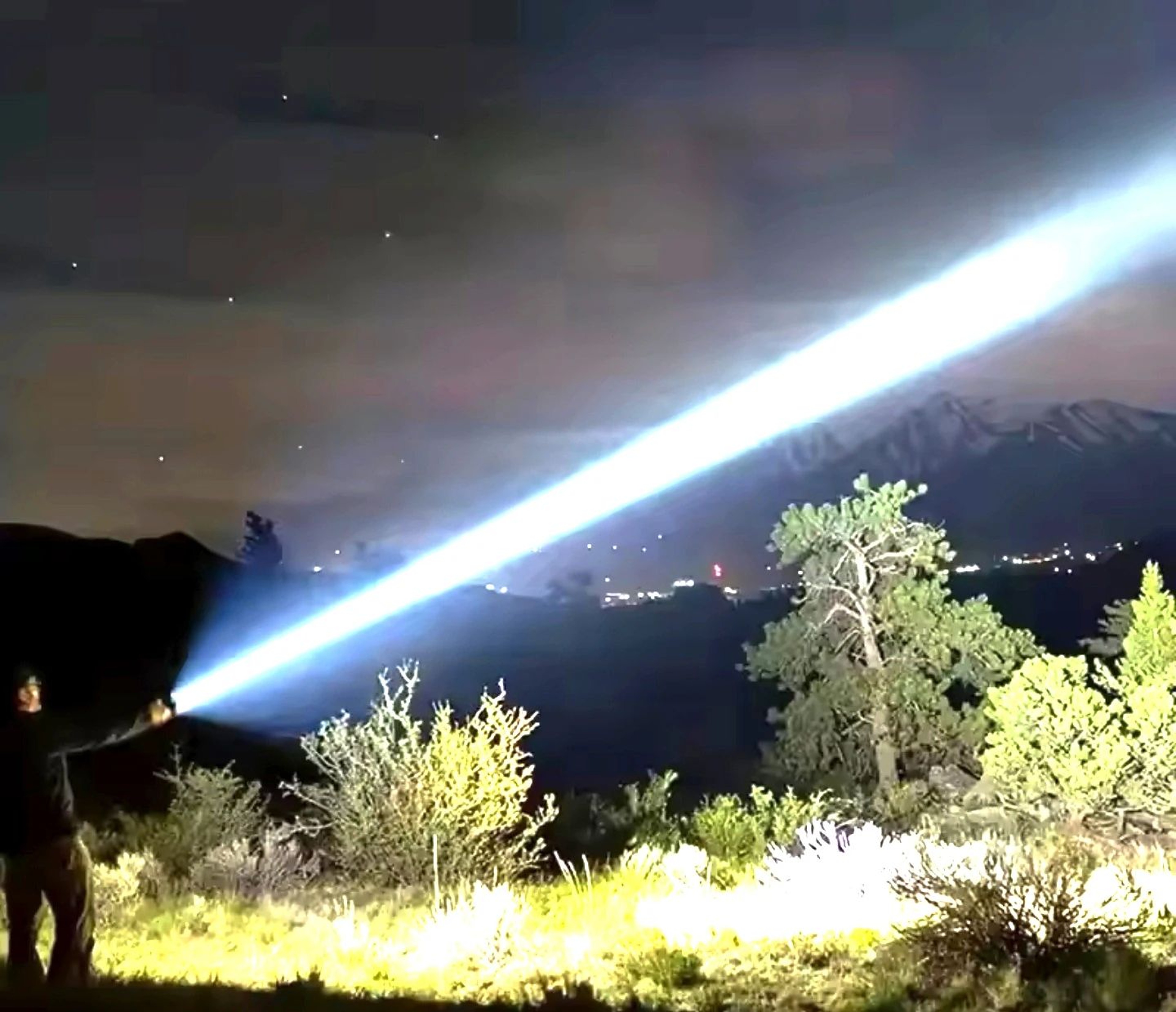 USB Rechargeable LED Zoom Flashlight For Camping Fishing And Work 8