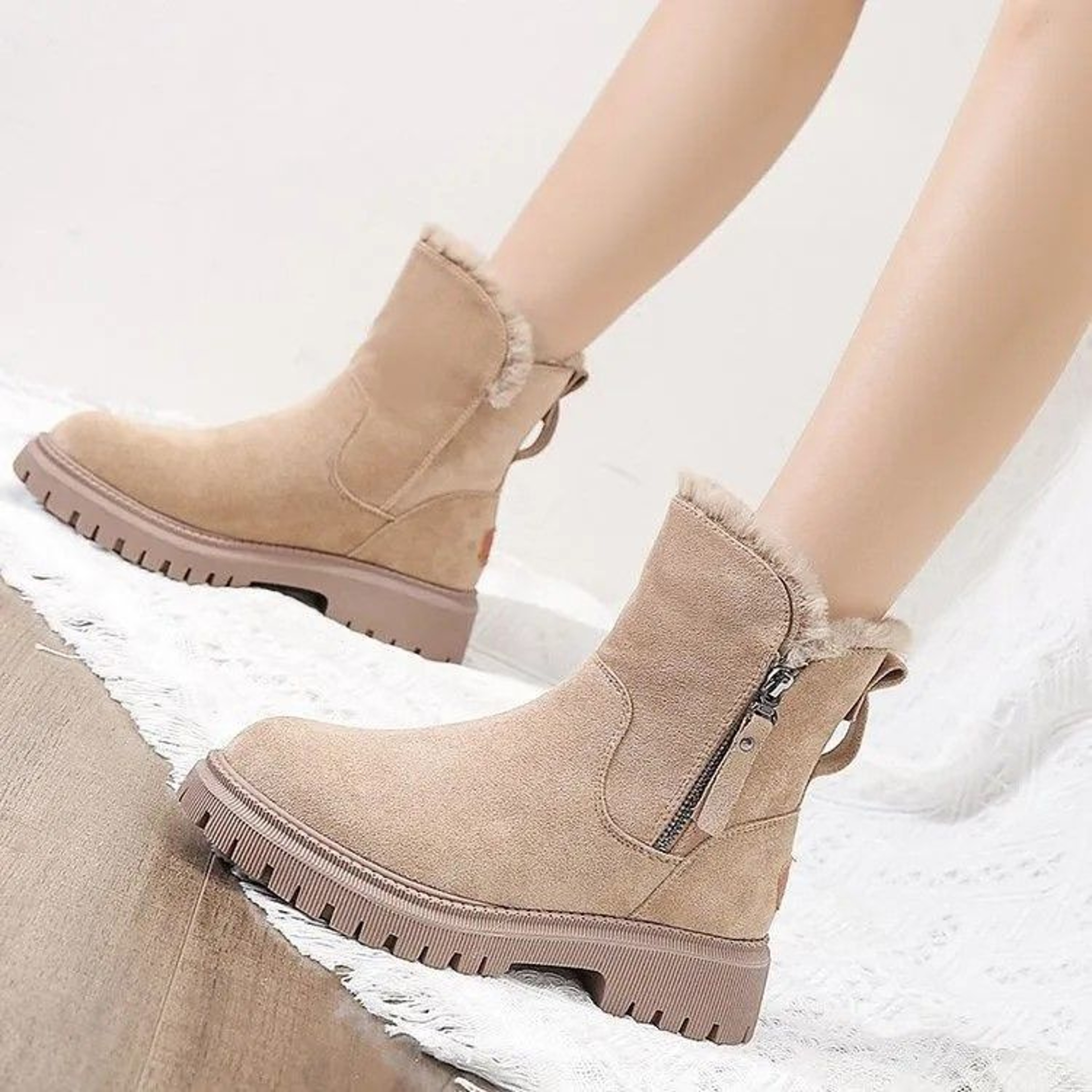 Arctic Embrace Womens Winter Boots Warm FurLined Snow Boots For Women 8
