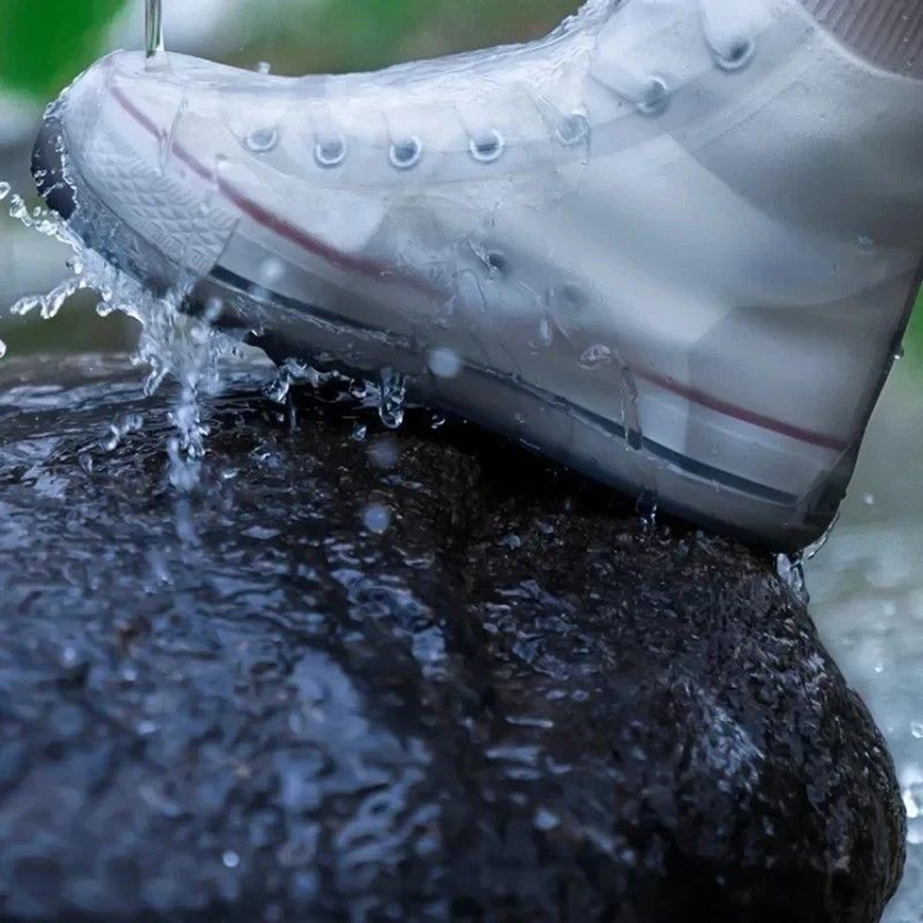 WeatherGuard Reusable Silicone Rain Shoe Cover  NonSlip Waterproof Overshoe Protector 0