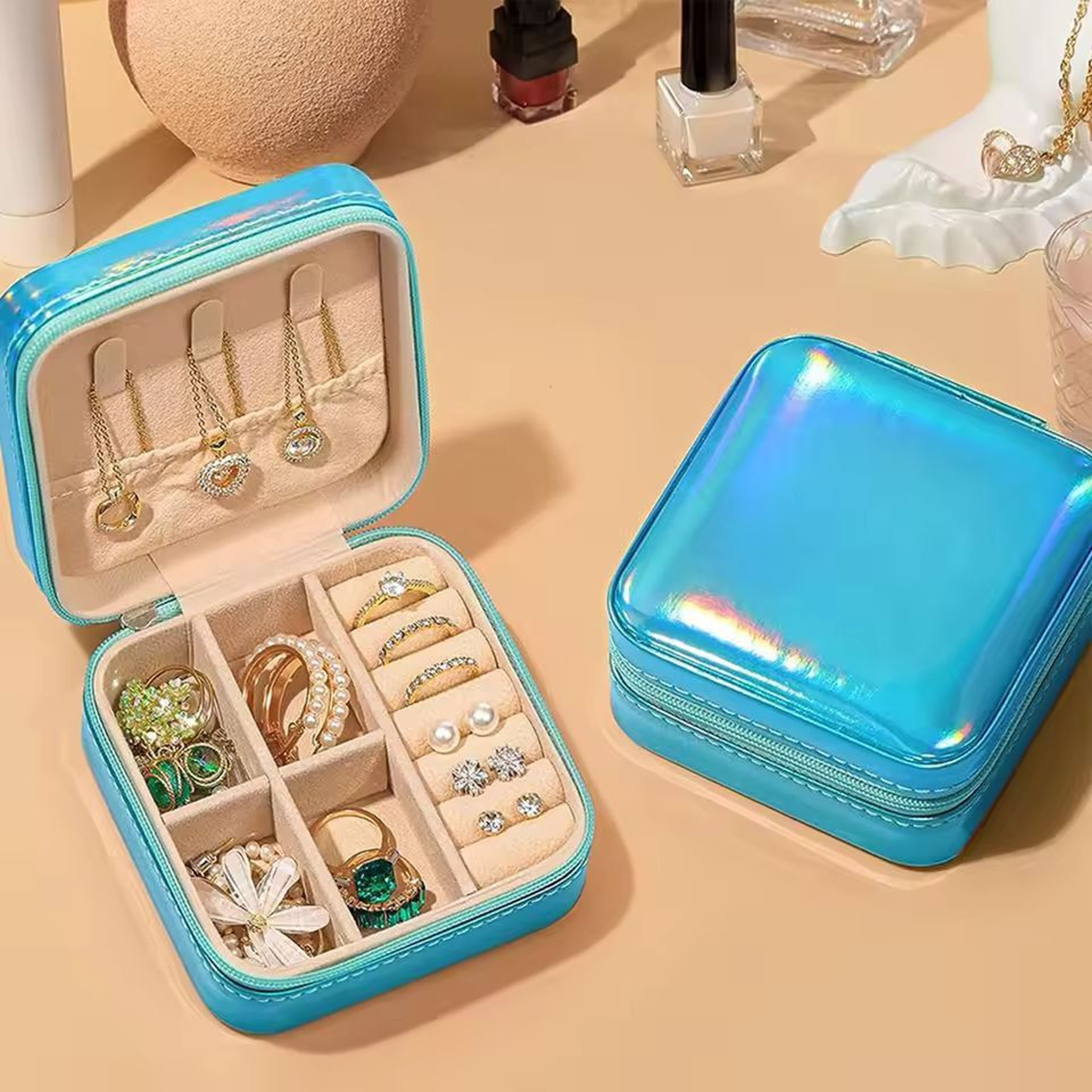 Chic  Compact Portable Jewelry Box  Travel Jewelry Organizer 0