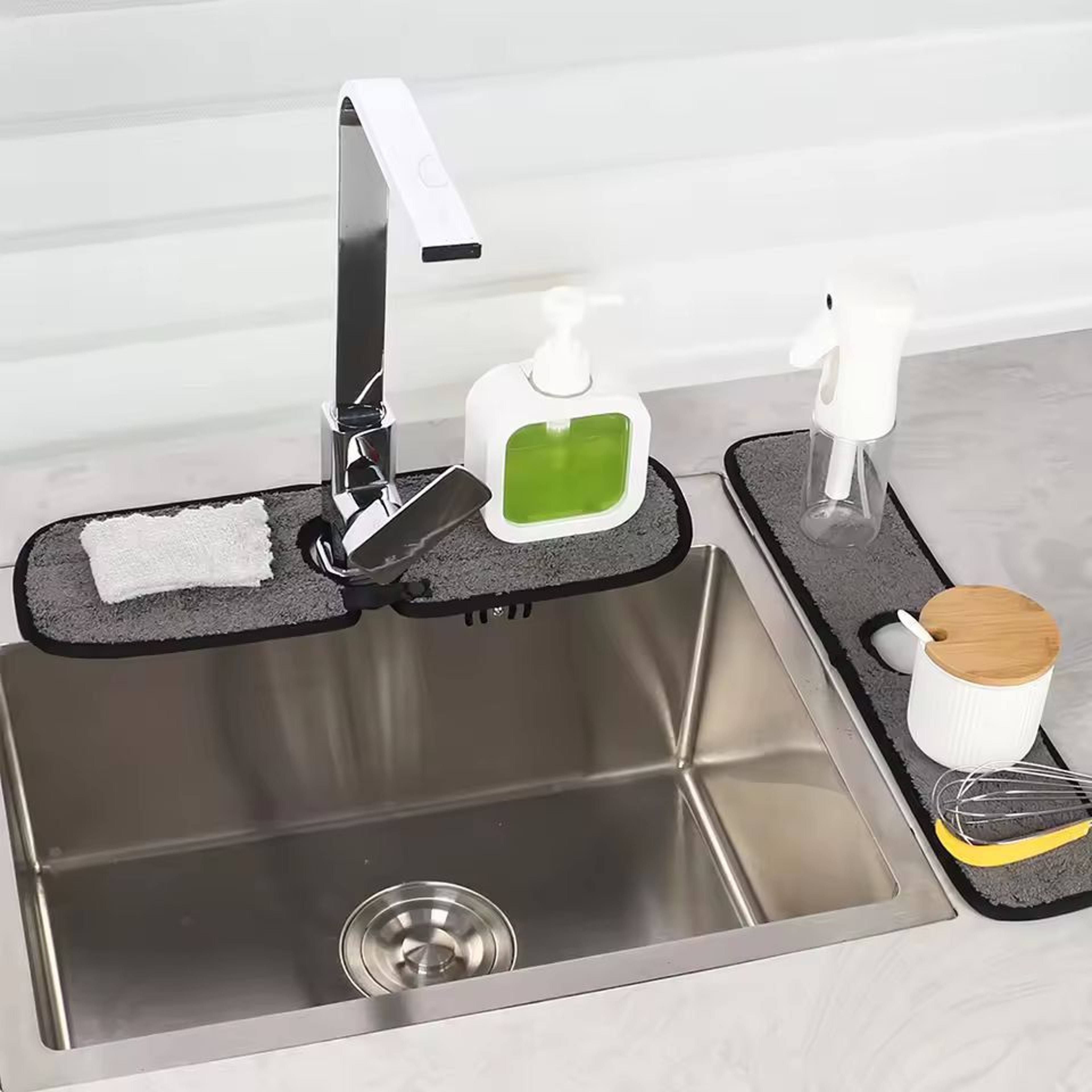 UltraAbsorbent Faucet Splash Guard  Counter Shield 1