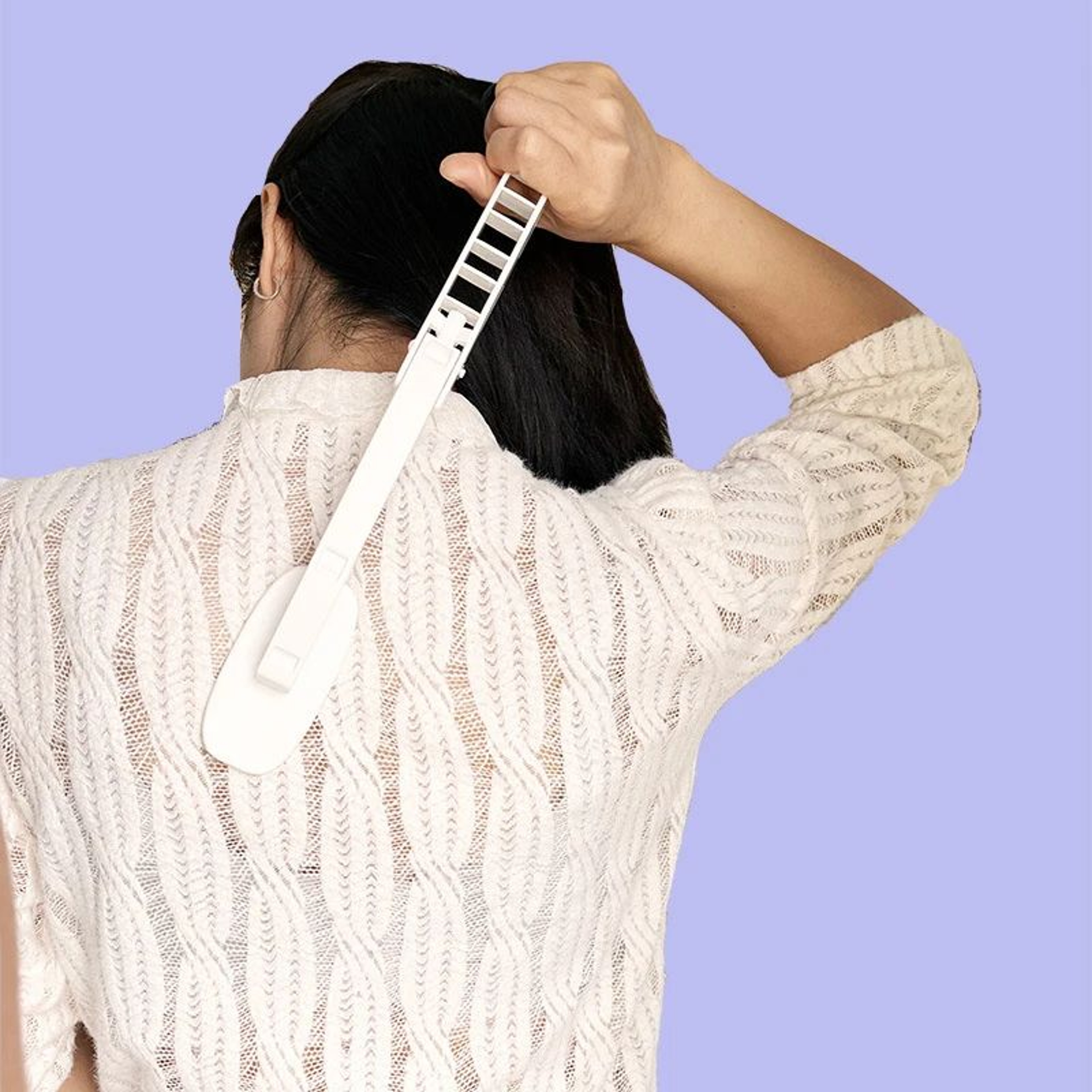 Foldable Back Lotion Applicator With Long Handle  MessFree Sunscreen  SelfTanner Spreader 2