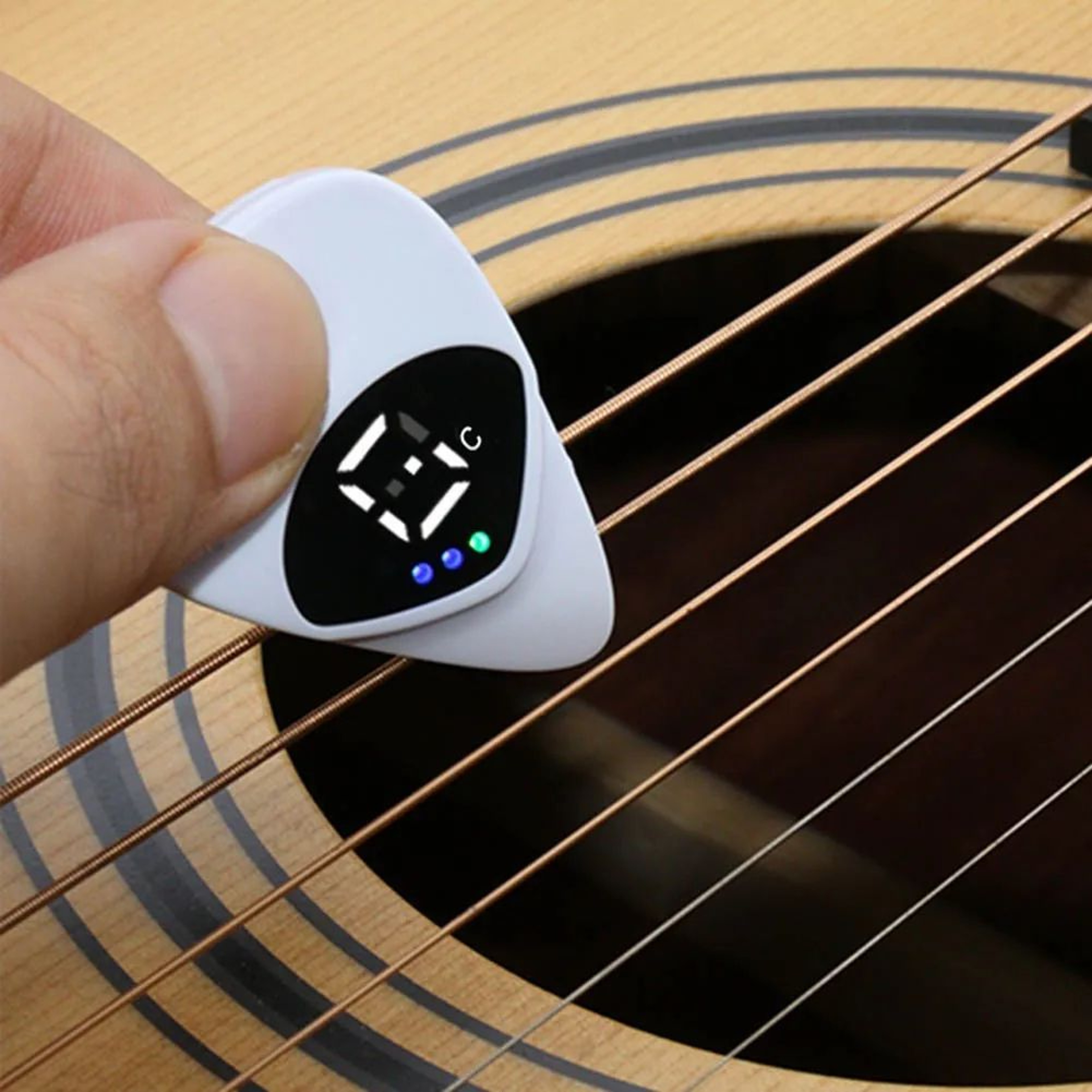 2in1 Guitar Tuner Pick  RealTime Digital Chromatic Tuning For Acoustic  Electric Players 2