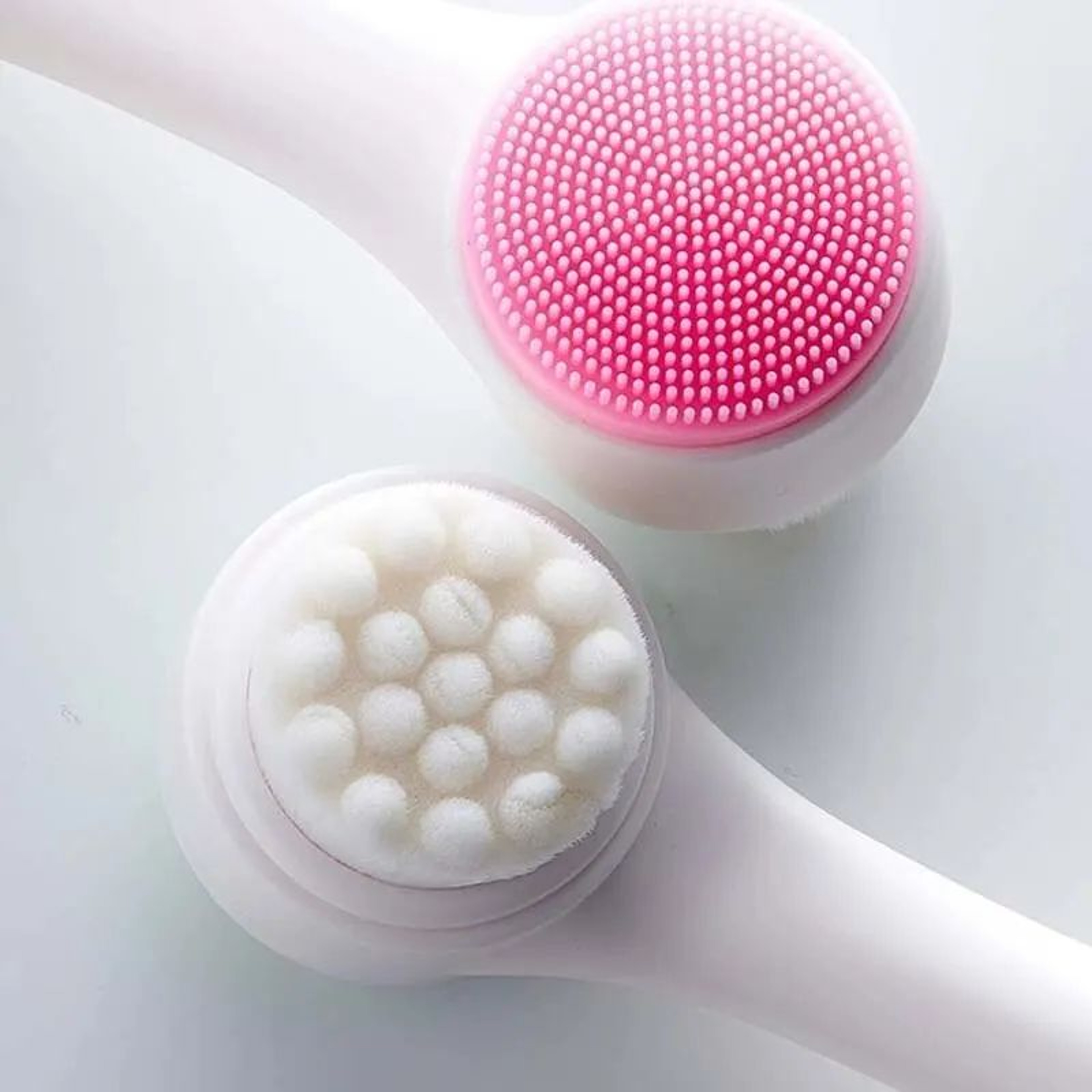 3D DoubleSided Silicone Facial Cleansing Brush For Gentle Exfoliation  Massage 3