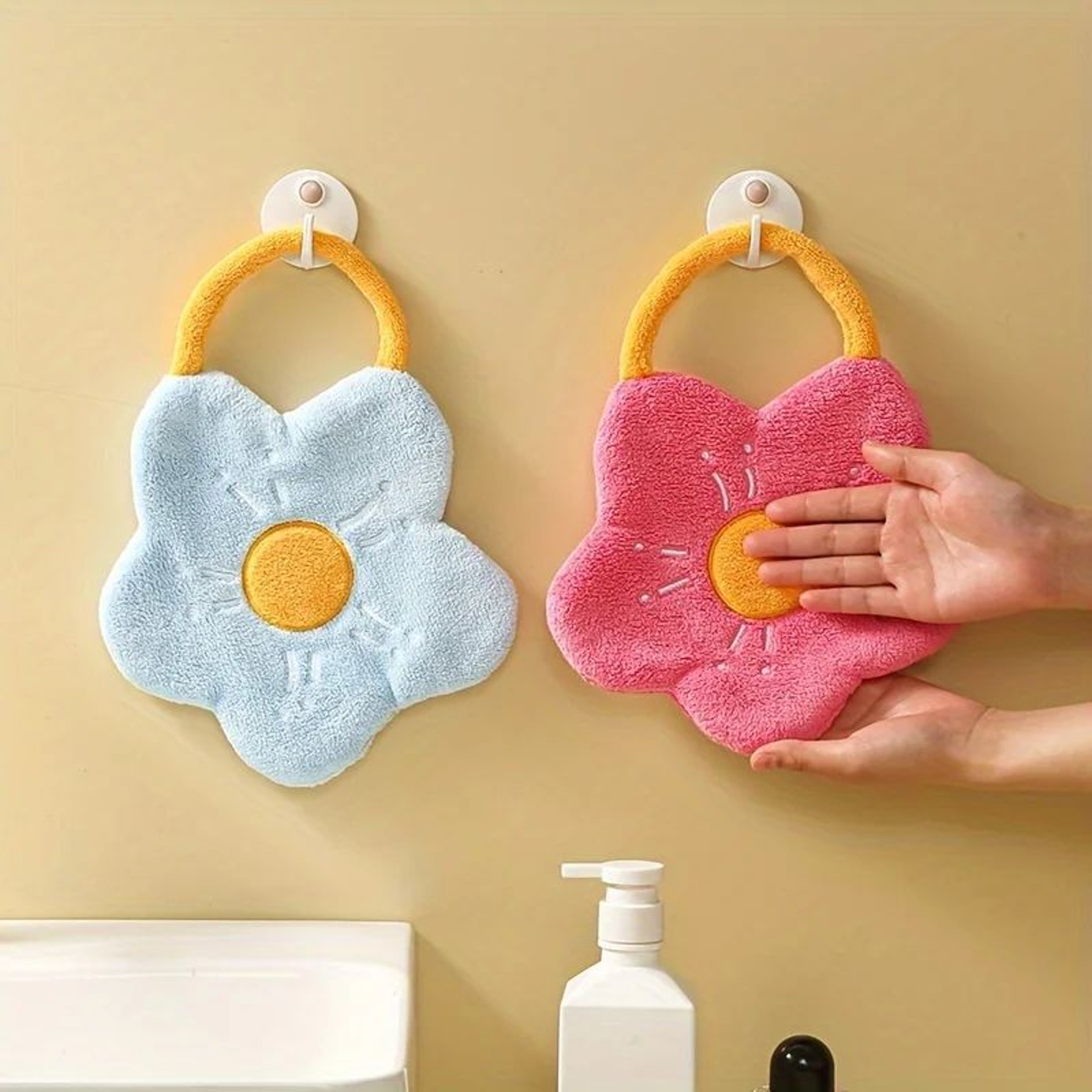 Flower Hanging Hand Towel  Soft QuickDry Kitchen Hand Towel With Absorbent Design 0