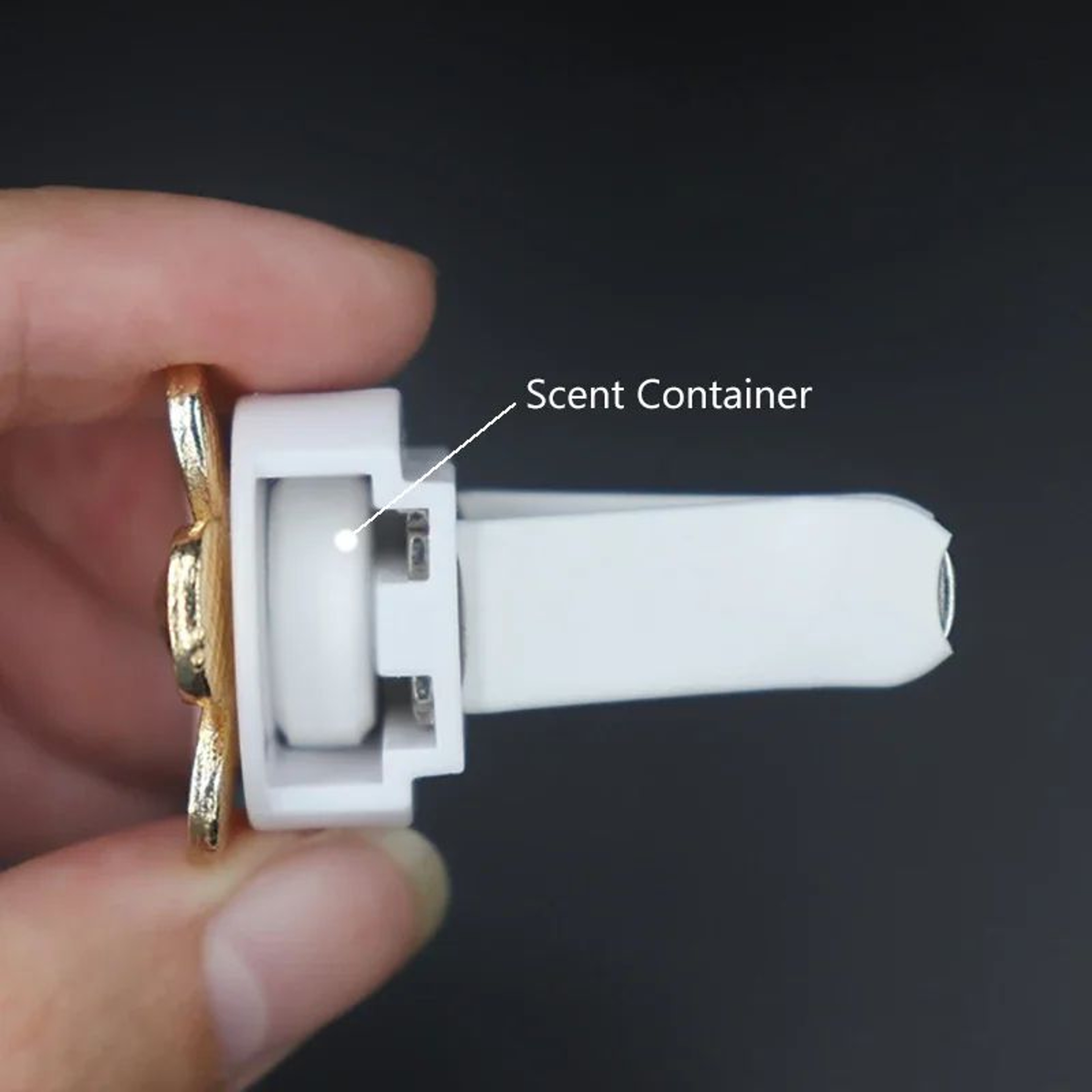 Diamond Crystal Perfume Bottle Vent Clip  Elegant Car Vent Air Freshener  Luxe Crystal Car Diffuser 3