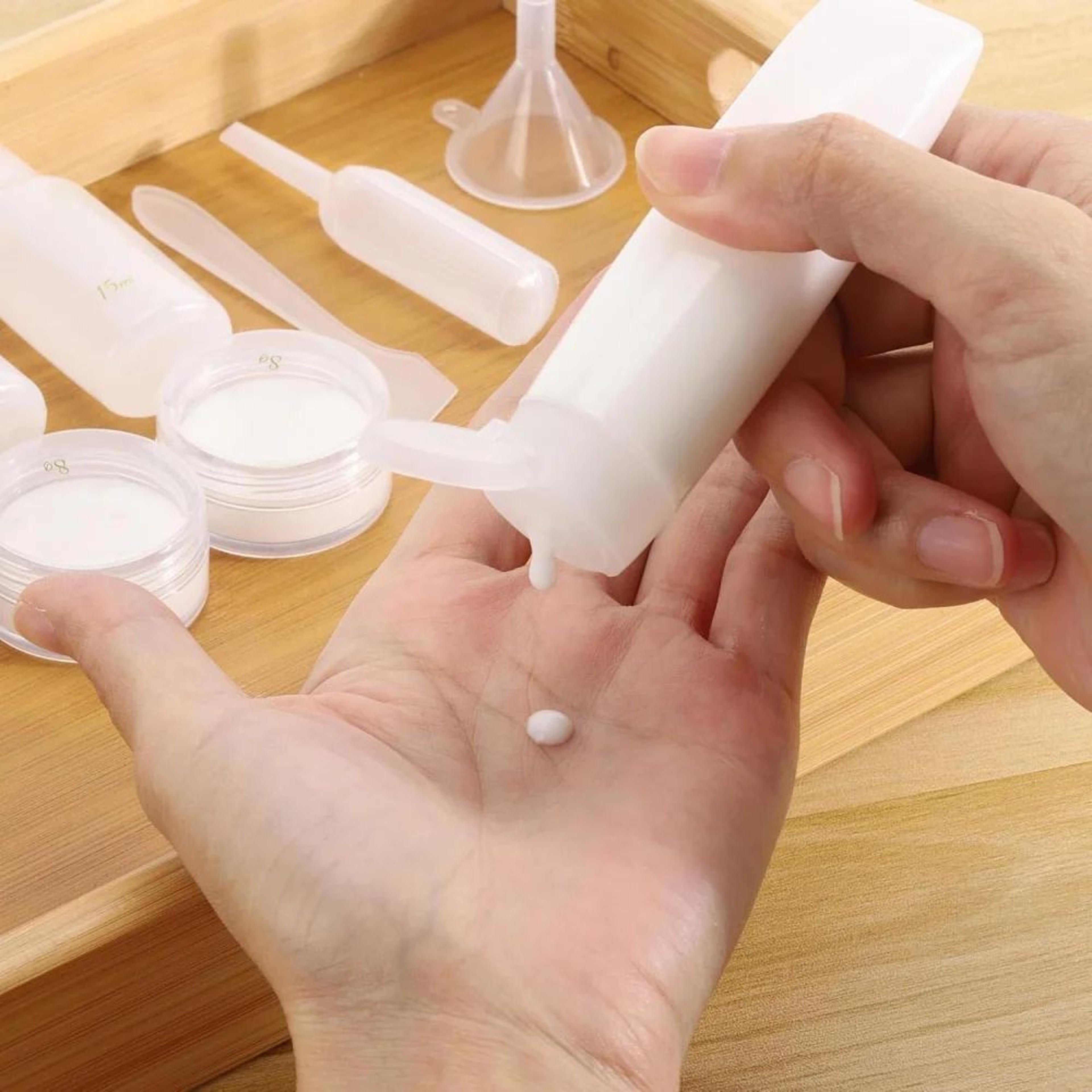 Leakproof Silicone Travel Toiletry Bottle Set  Refillable Mini Squeeze Bottles For CarryOn Travel 3