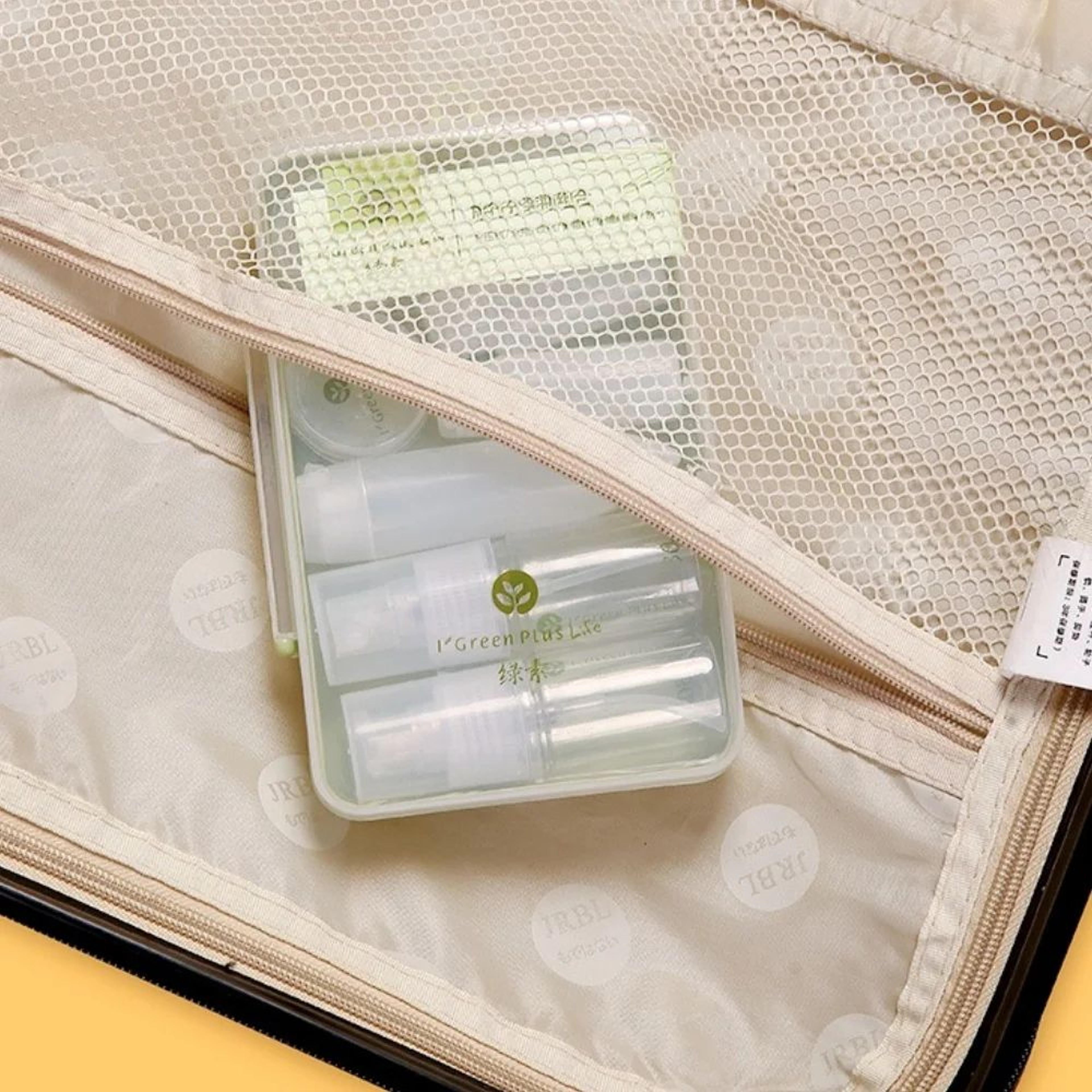 Leakproof Silicone Travel Toiletry Bottle Set  Refillable Mini Squeeze Bottles For CarryOn Travel 4