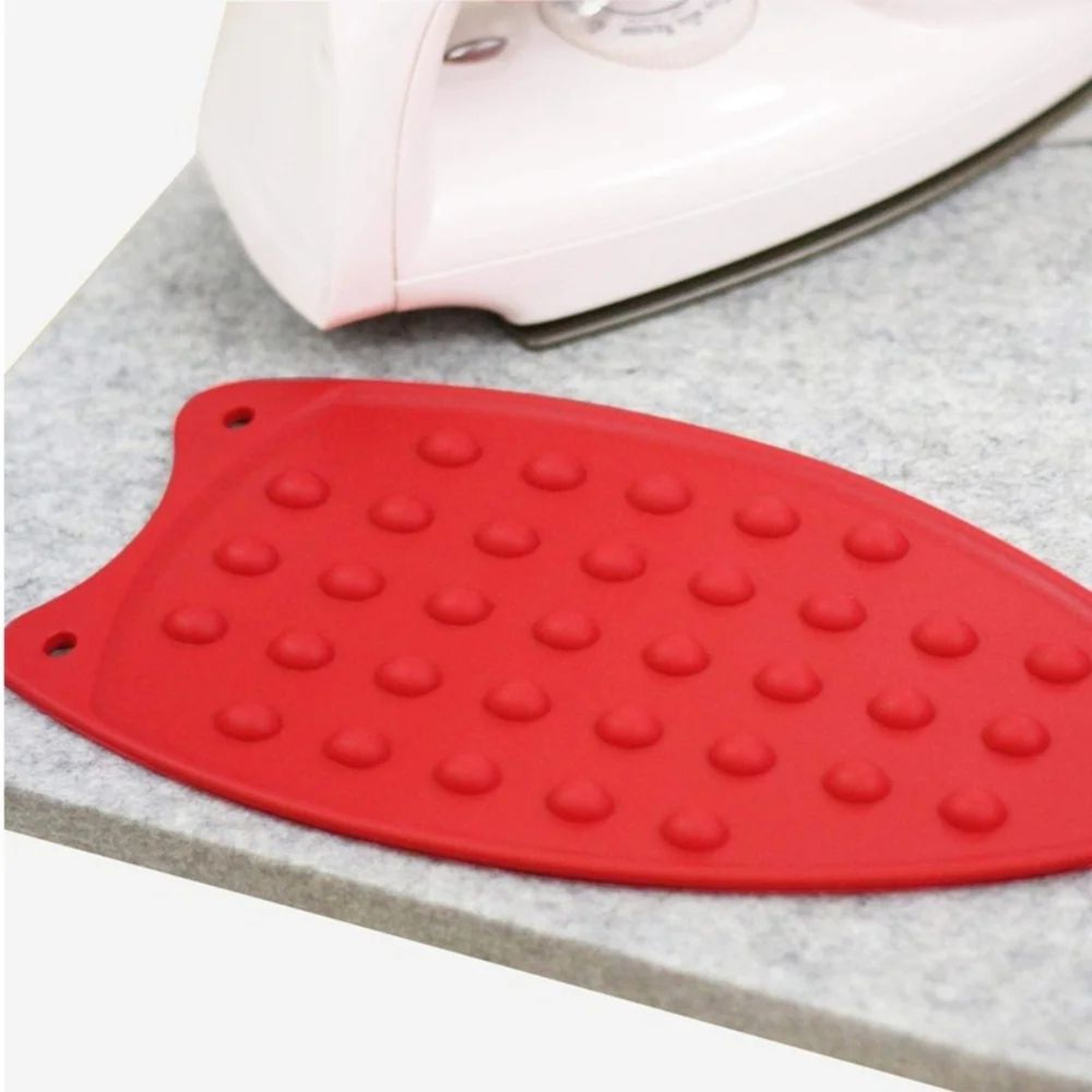 Reusable Silicone Ironing Board Pad  HeatResistant Thick Protective Mat For Easy Ironing Anywhere 2