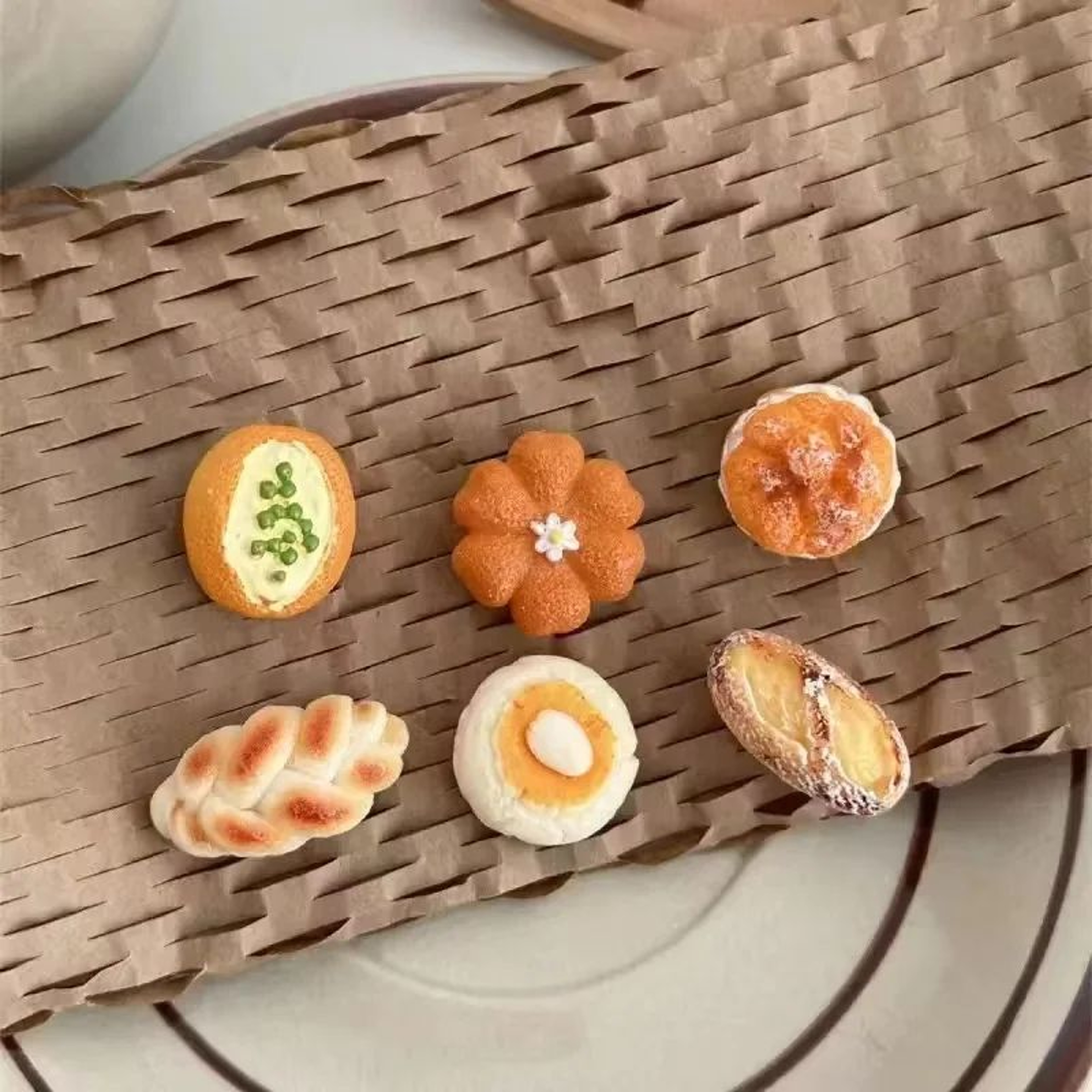 16 Scale Miniature Dollhouse Food  Drinks Set 24pcs For BJD Doll Kitchens 6