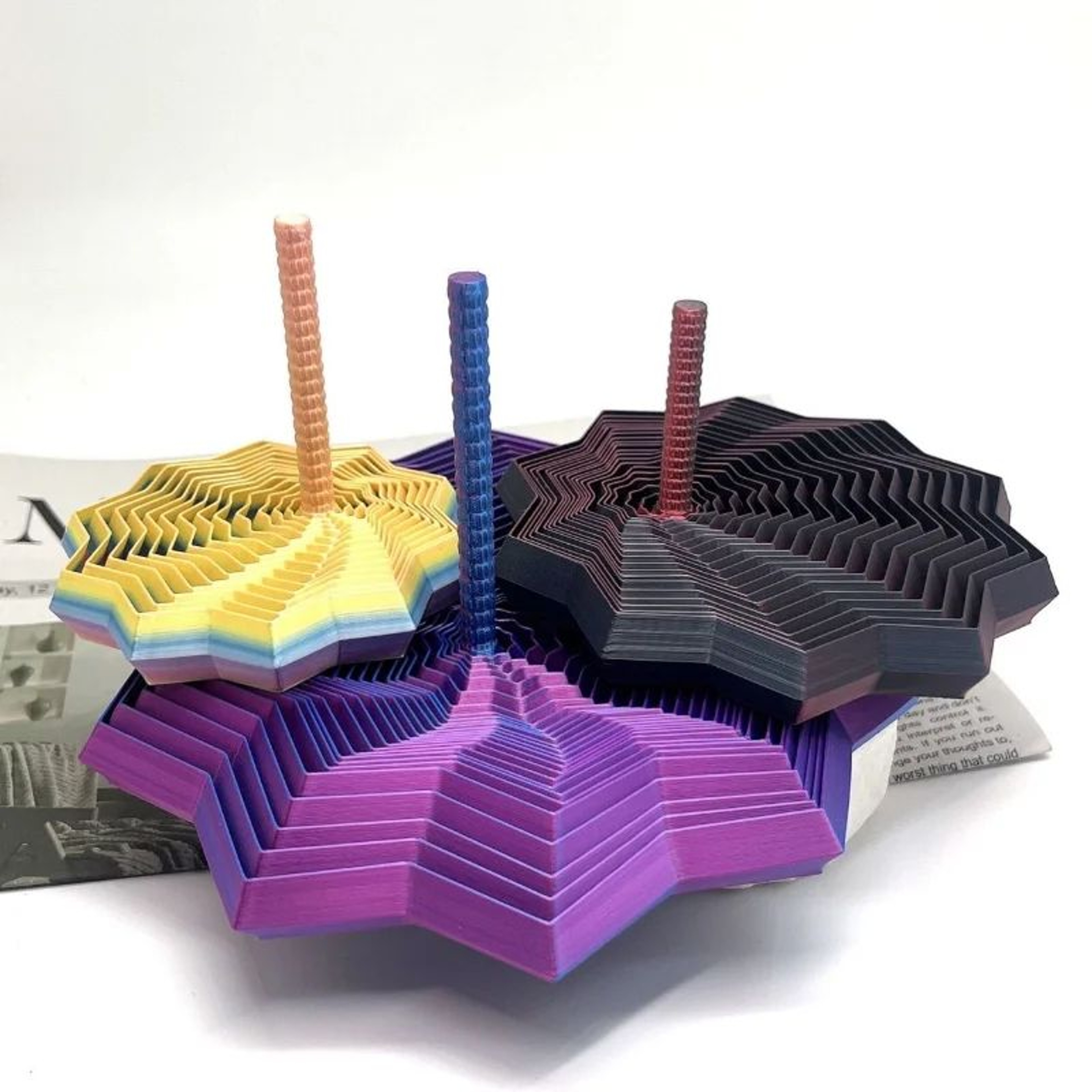 Expanded Sensory Fidget Star 3D Spiral Spinner Desk Toy 0
