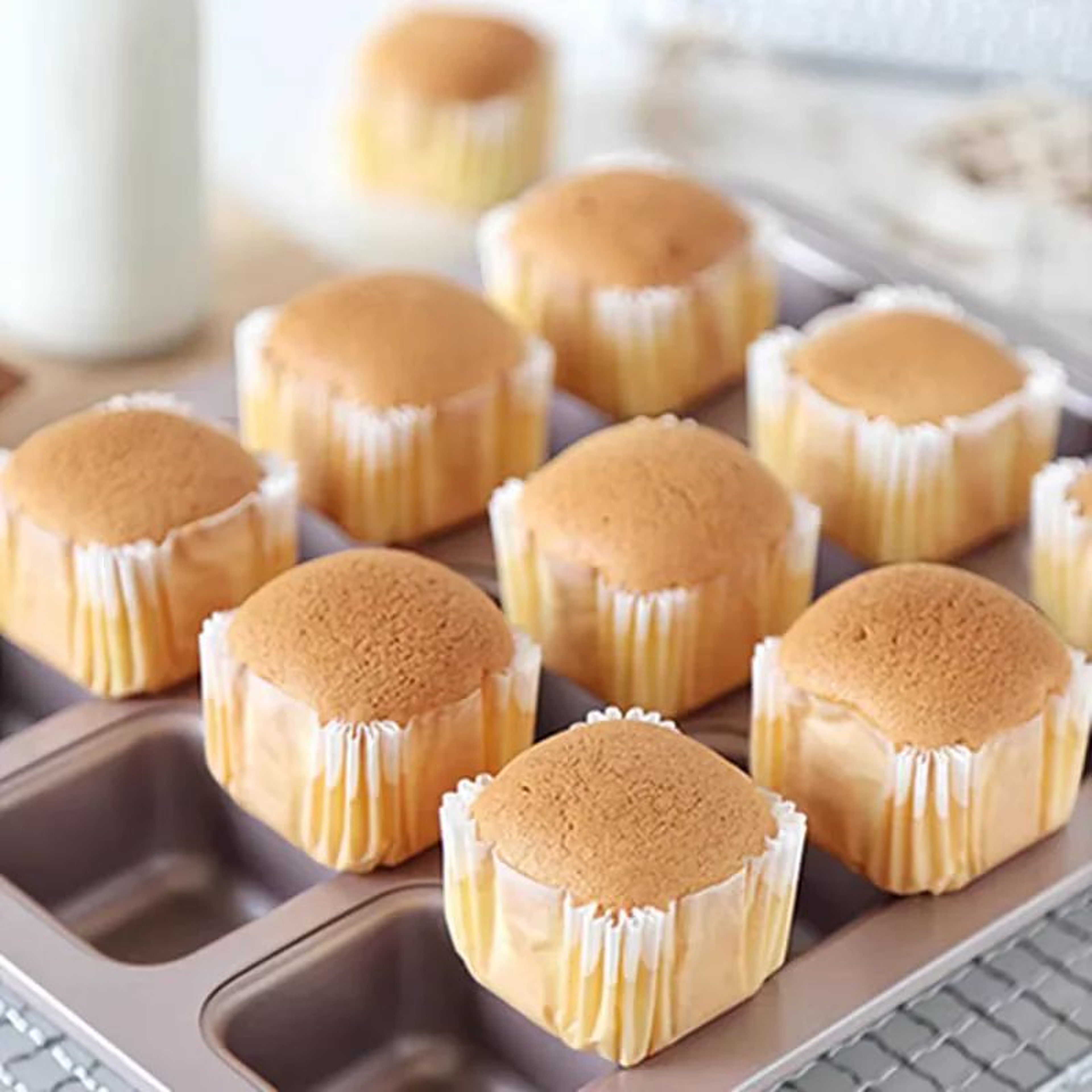 100Pack Square Cupcake Liners  Greaseproof Paper Baking Cups For Muffins  Mini Cakes 3