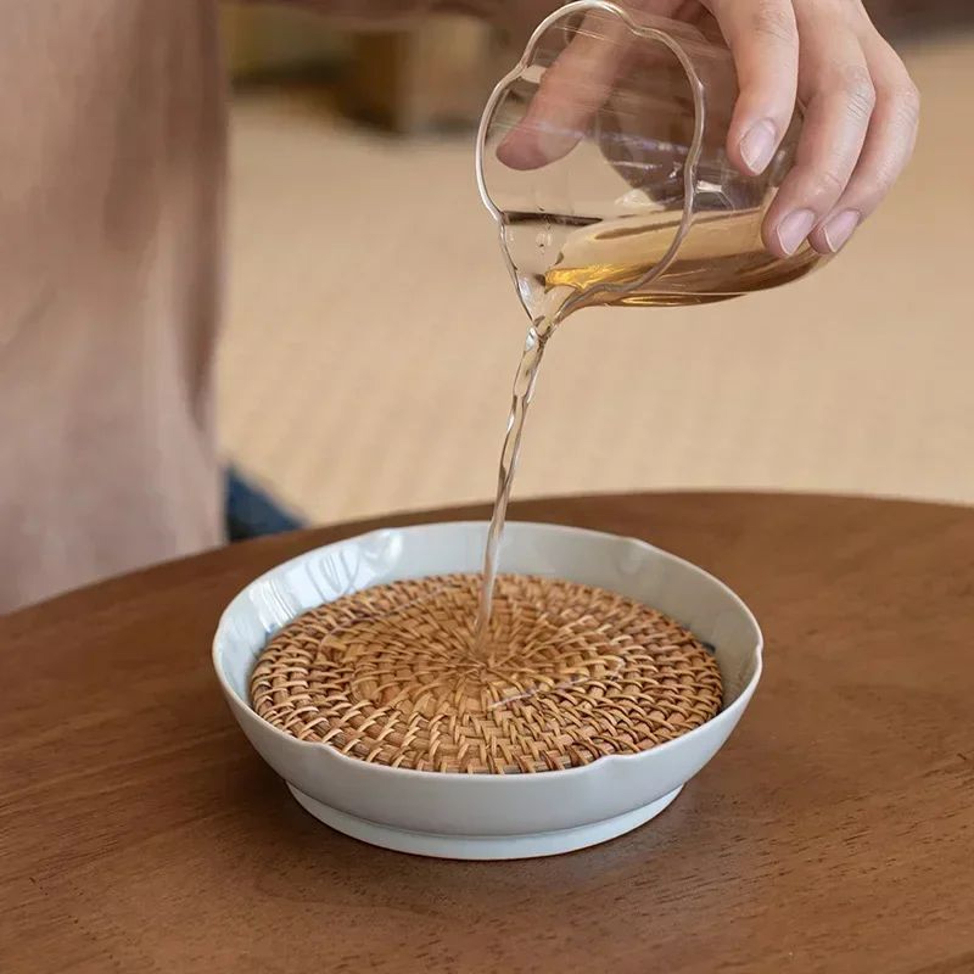 Handwoven Rattan Coaster  Heat Resistant Trivet Pad For Mugs And Hot Pots 4