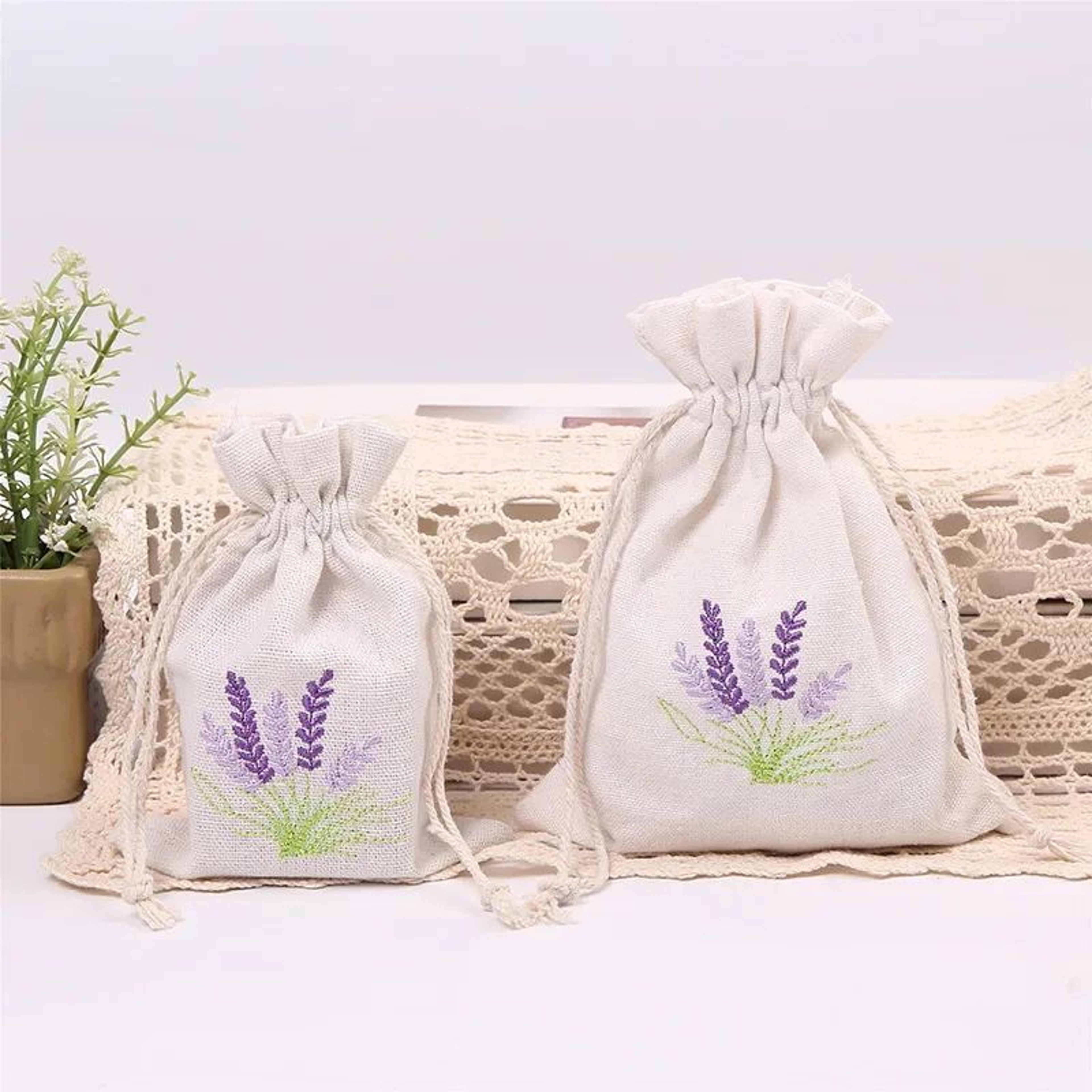Lavender EmbroideryPrint LinenStyle Gift Bags 39 X 55 In For Wedding Favors  Small Gift Packaging 1