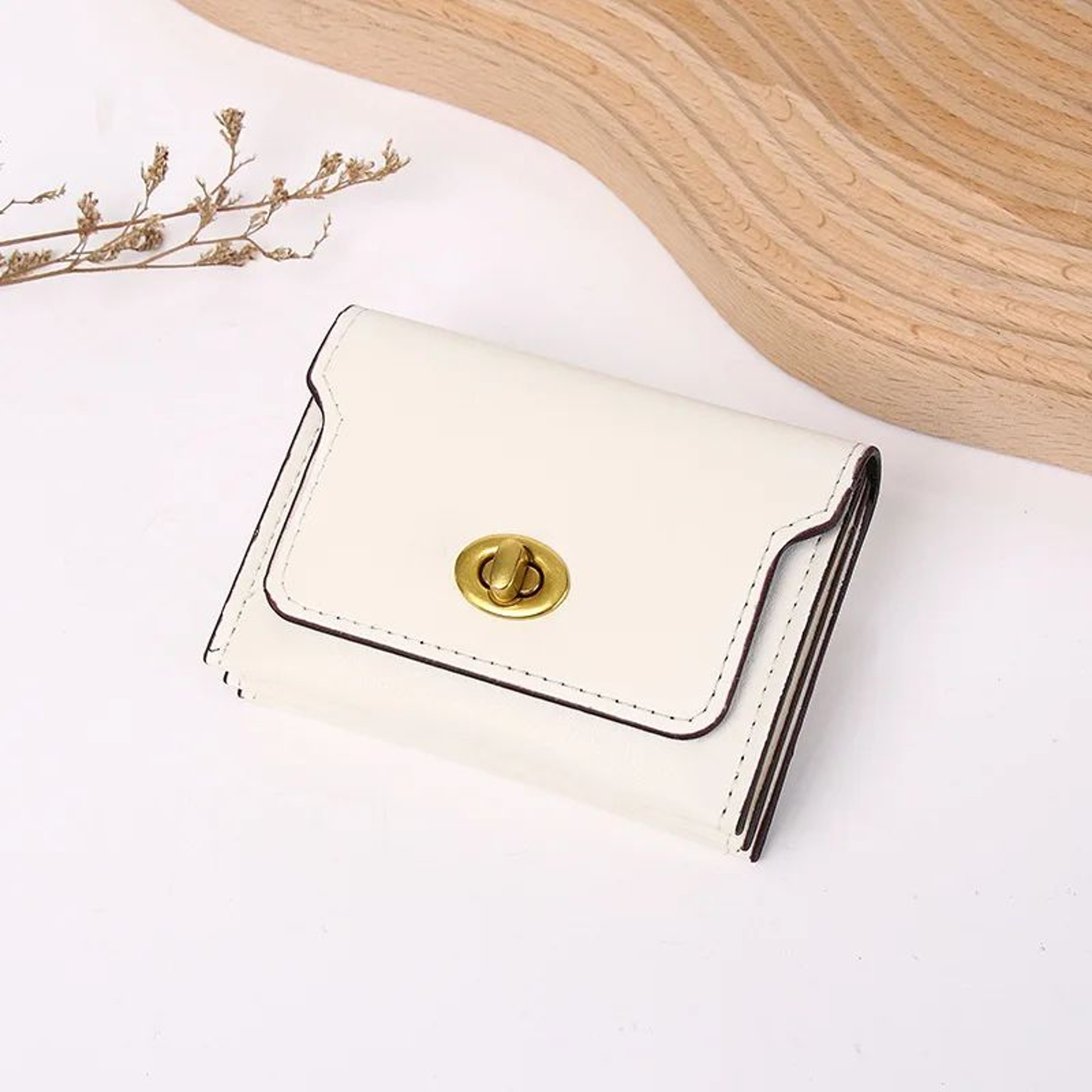 Compact Womens Wallet With Hasp Closure  Mini PU Leather Wallet Card  Coin Organizer 7