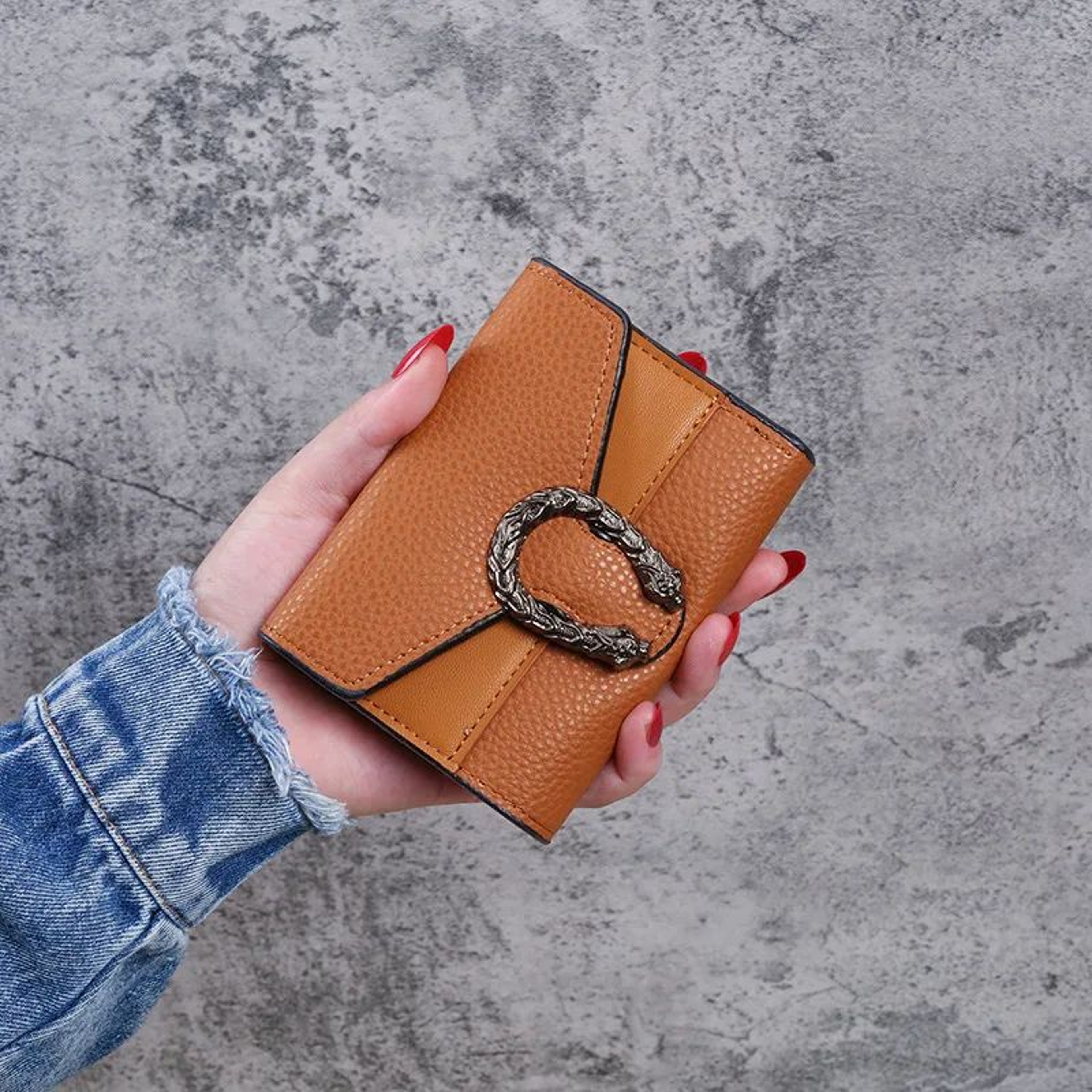 Mini Womens Wallet In Lychee Texture PU Leather  Small Bifold Wallet With Coin Pocket  Card Slots 4