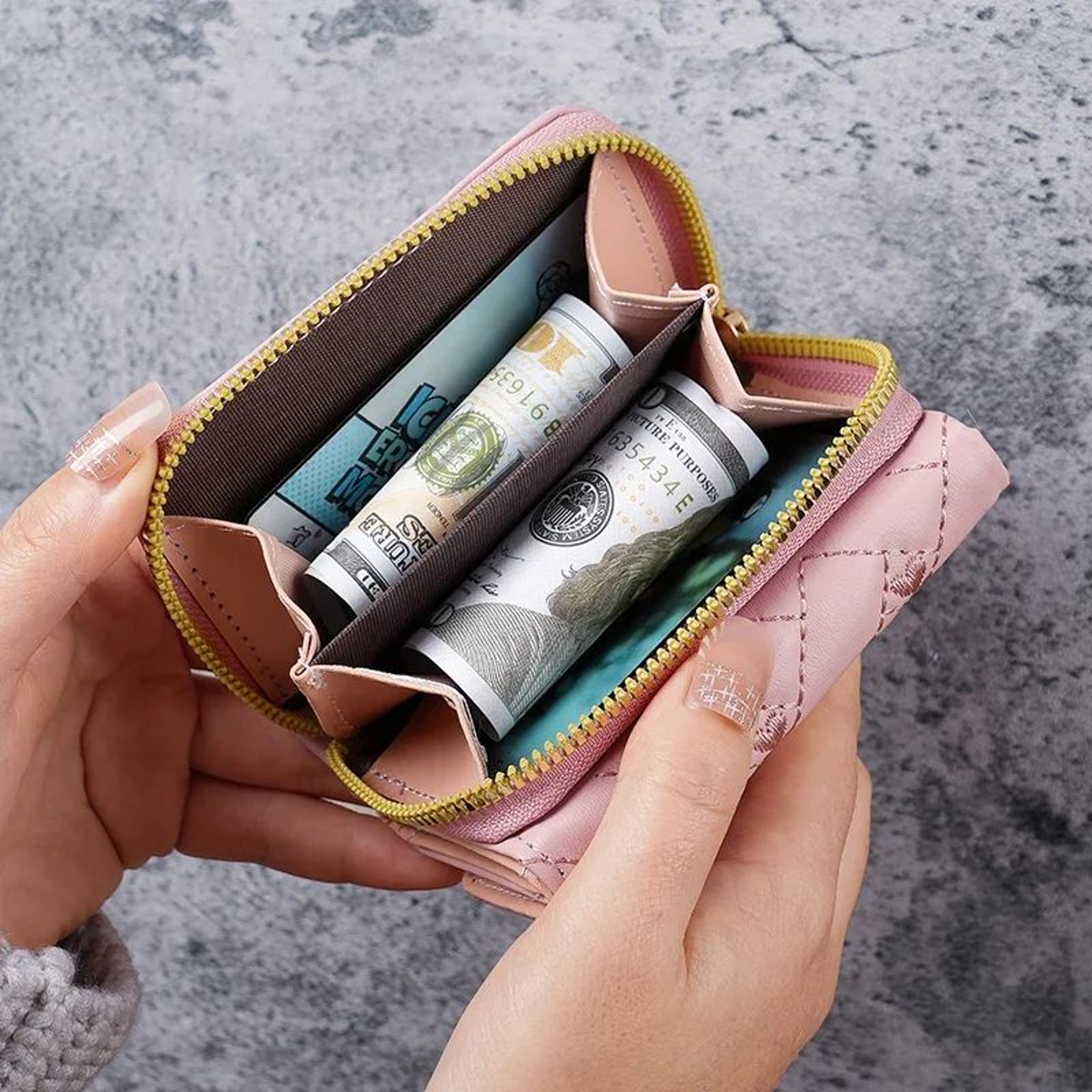 Classic Trifold PU Leather Heart Wallet  Compact Womens Card  Coin Organizer 4