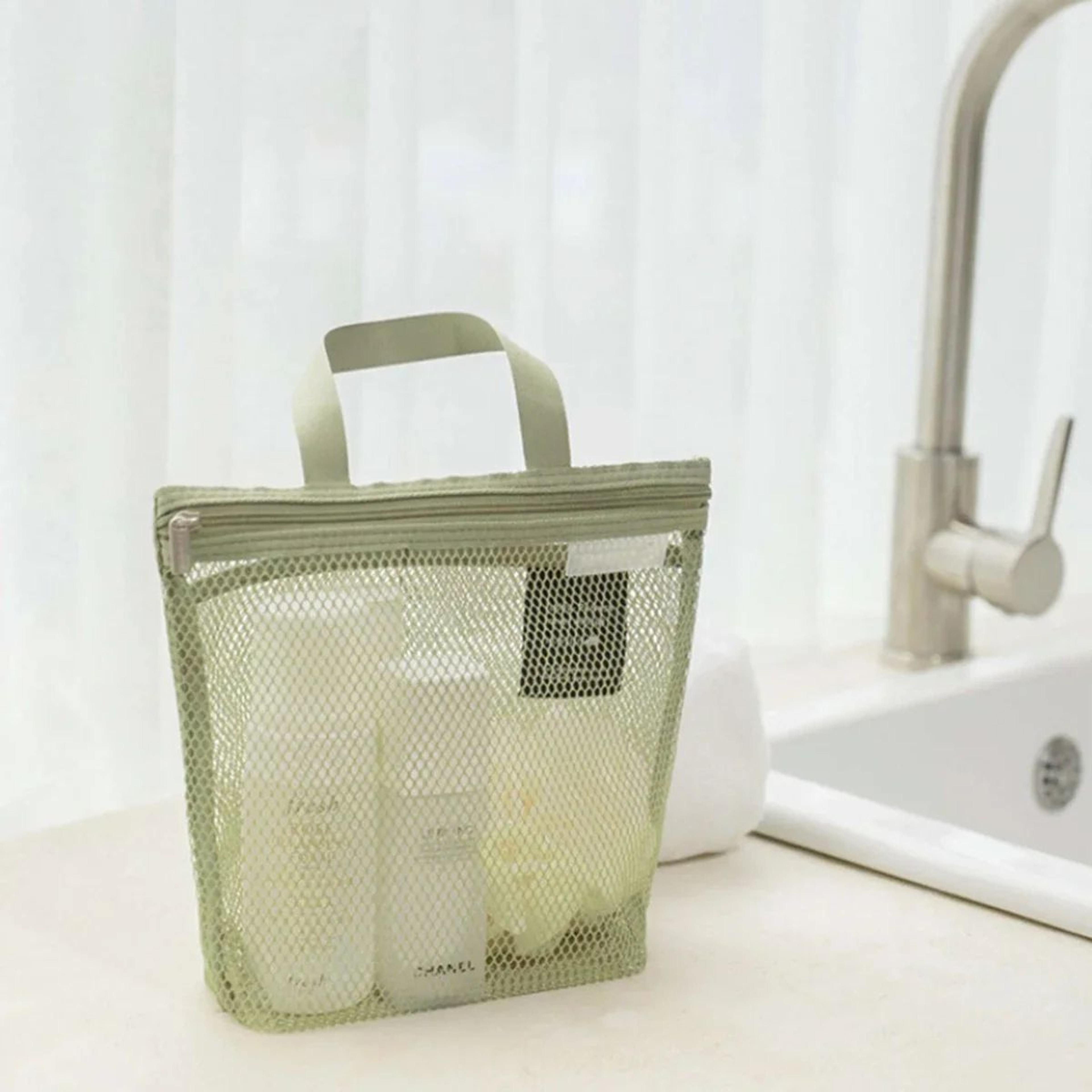 Breathable Mesh Makeup  Toiletry Storage Bag  Lightweight LargeCapacity Organizer 5