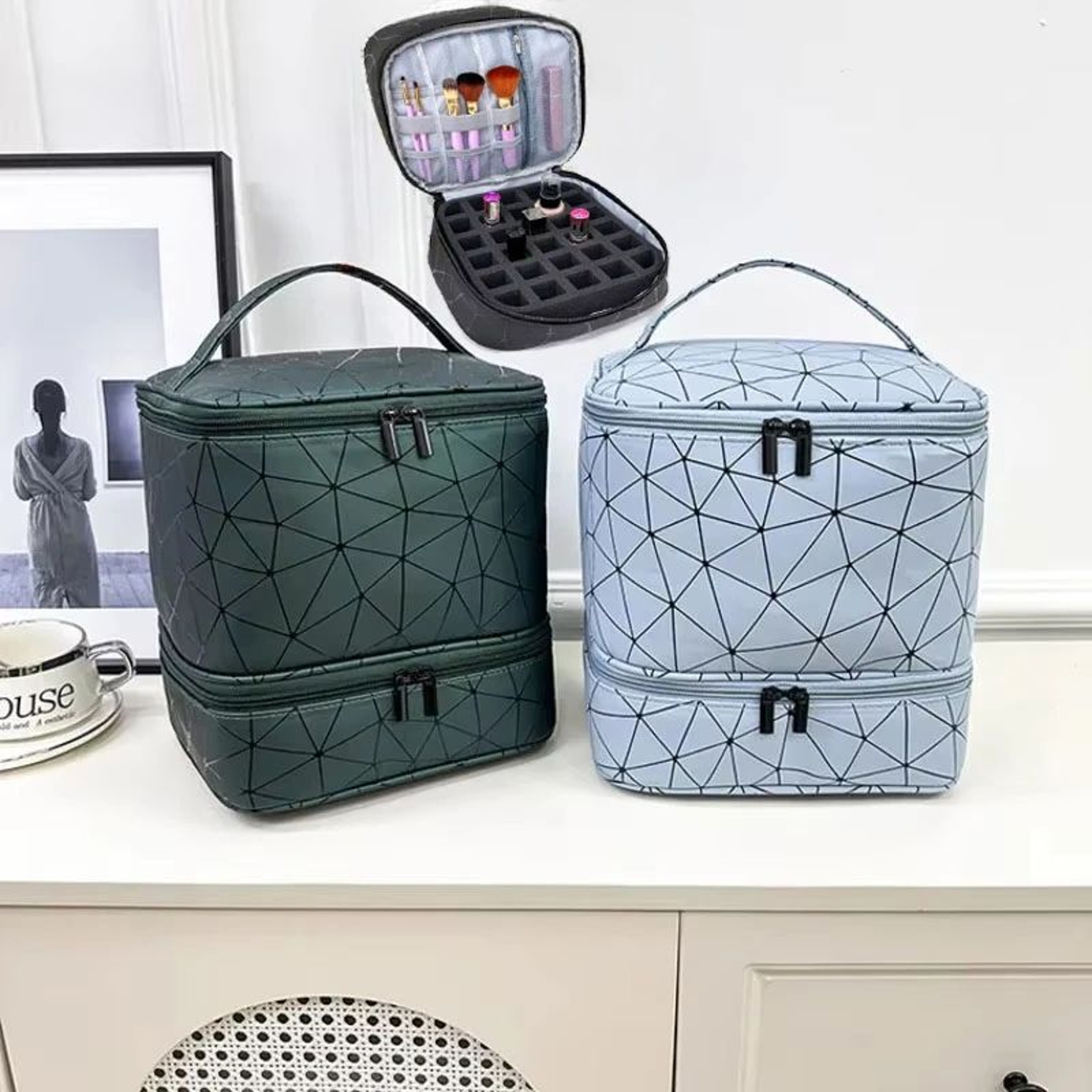 Portable Nail Polish  Cosmetic Organizer Case  30Grid Travel Storage Bag With Handle 0