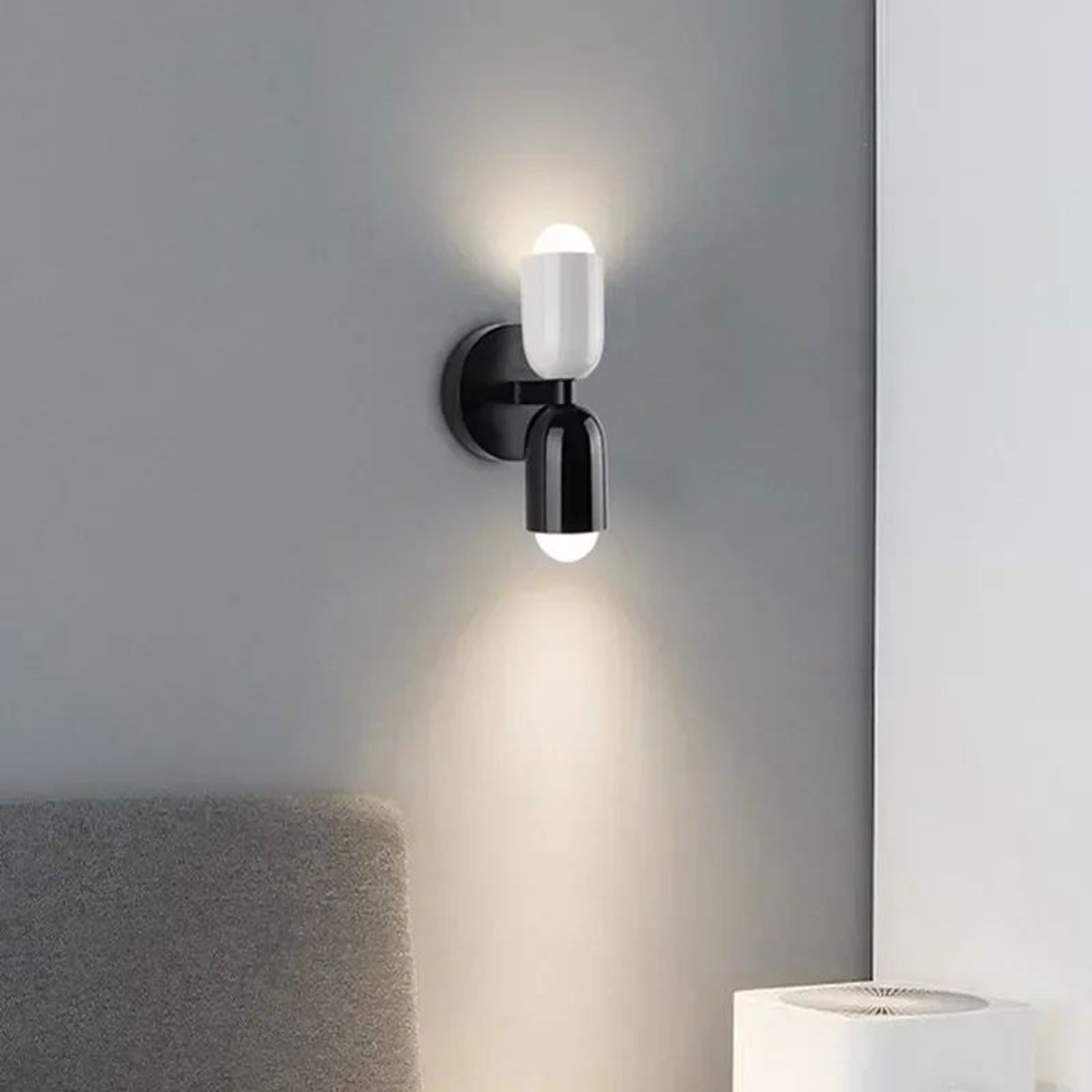 Modern Colorblock Iron Wall Sconce Bedside Lamp  Red  Green Accent Wall Light 0