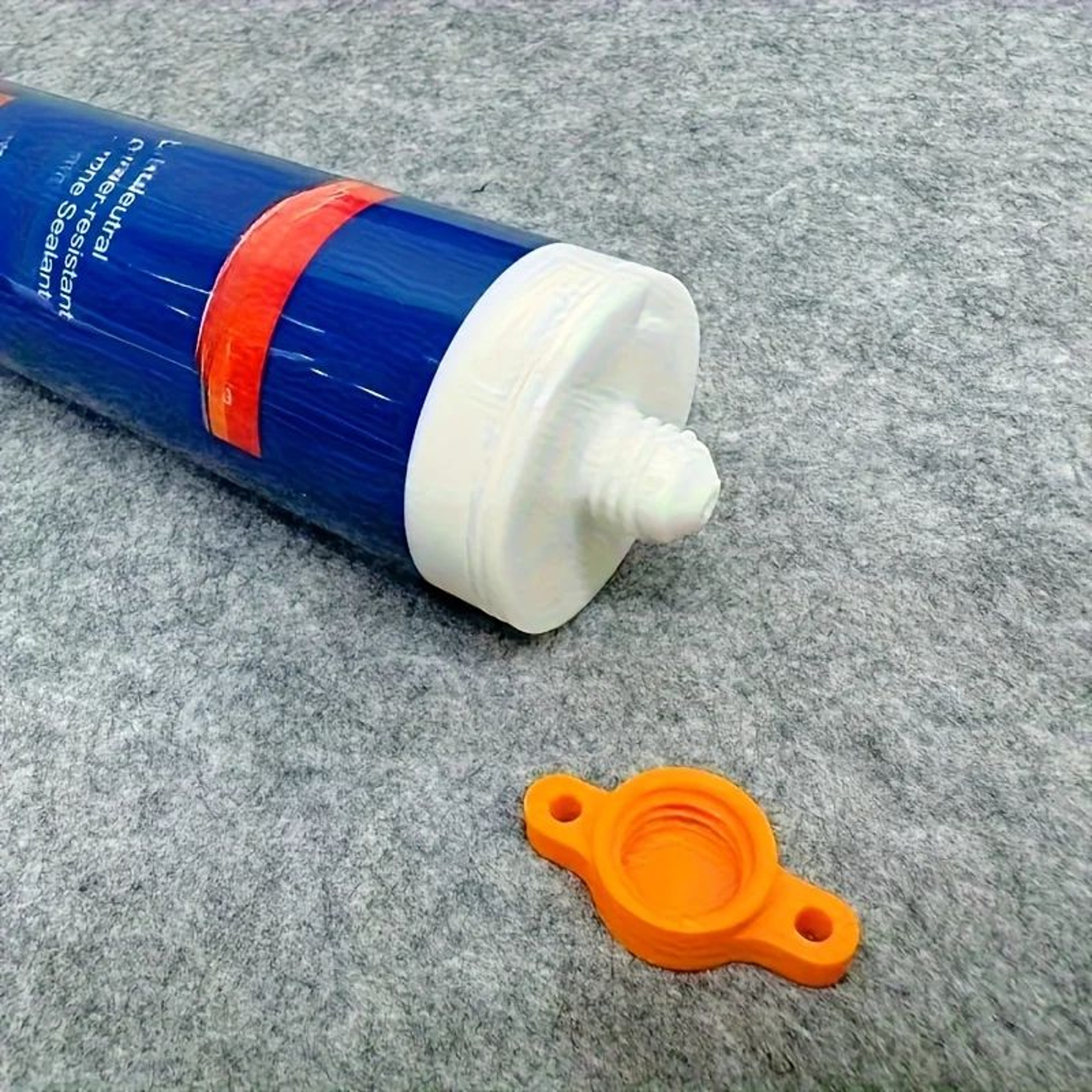 ProSeal Silicone Seal Cap  Nozzle Removal Tool  AntiDrying Sealant Saver 5