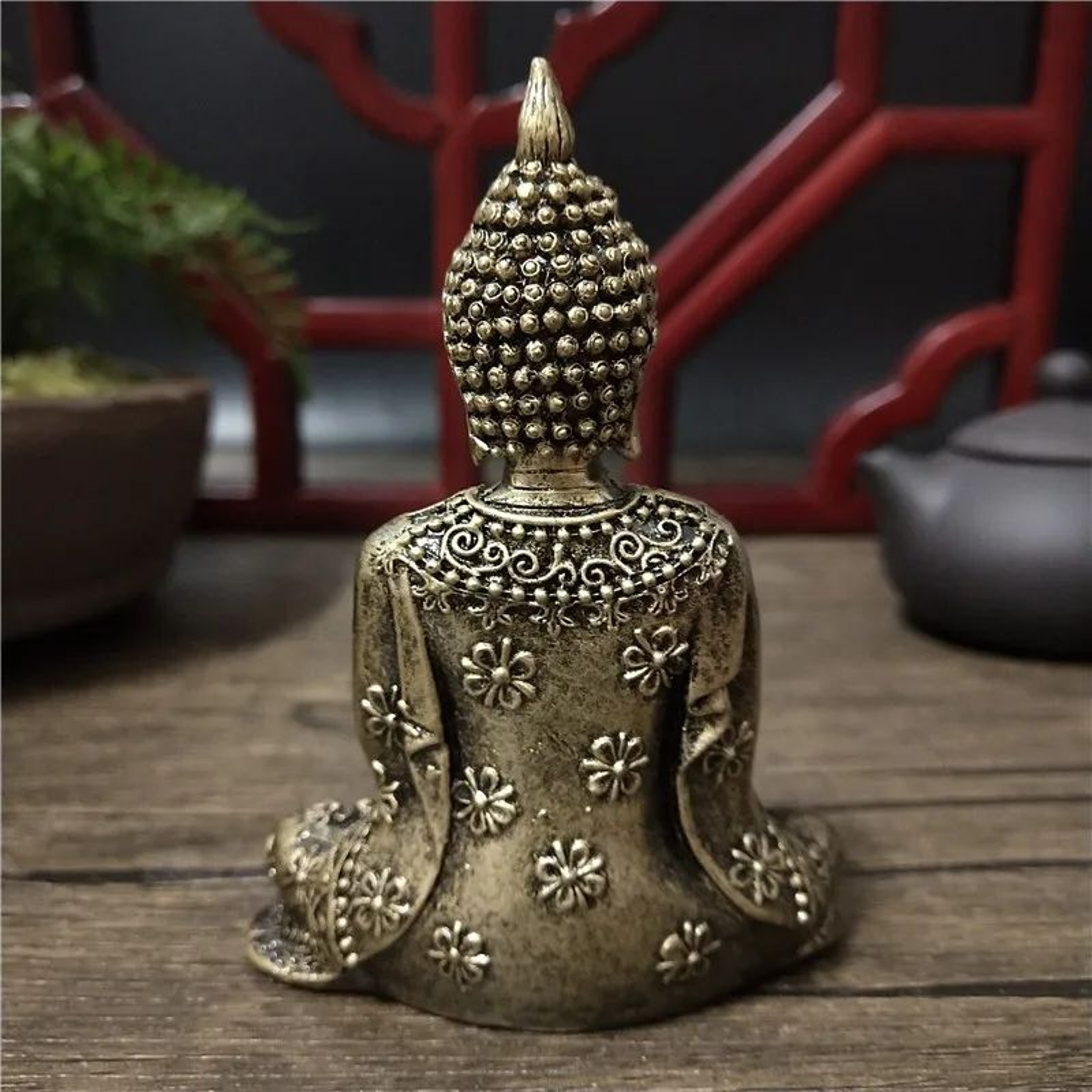 Serene Thai Buddha Statue Bronze Resin Meditation Buddha Sculpture For Home And Zen Decor 3